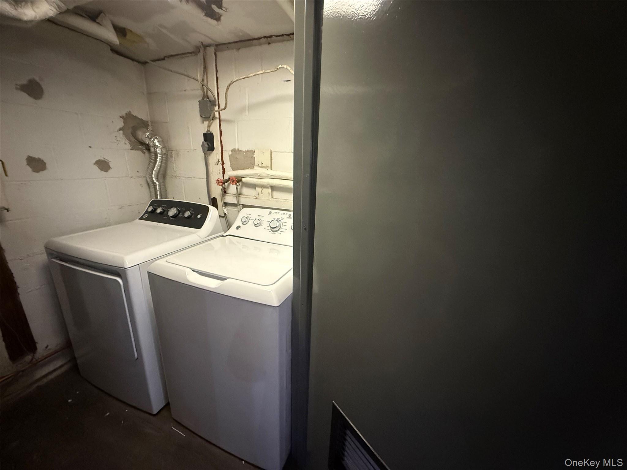 #19 photo, 55 Hickory Road, Port Washington , NY 11050