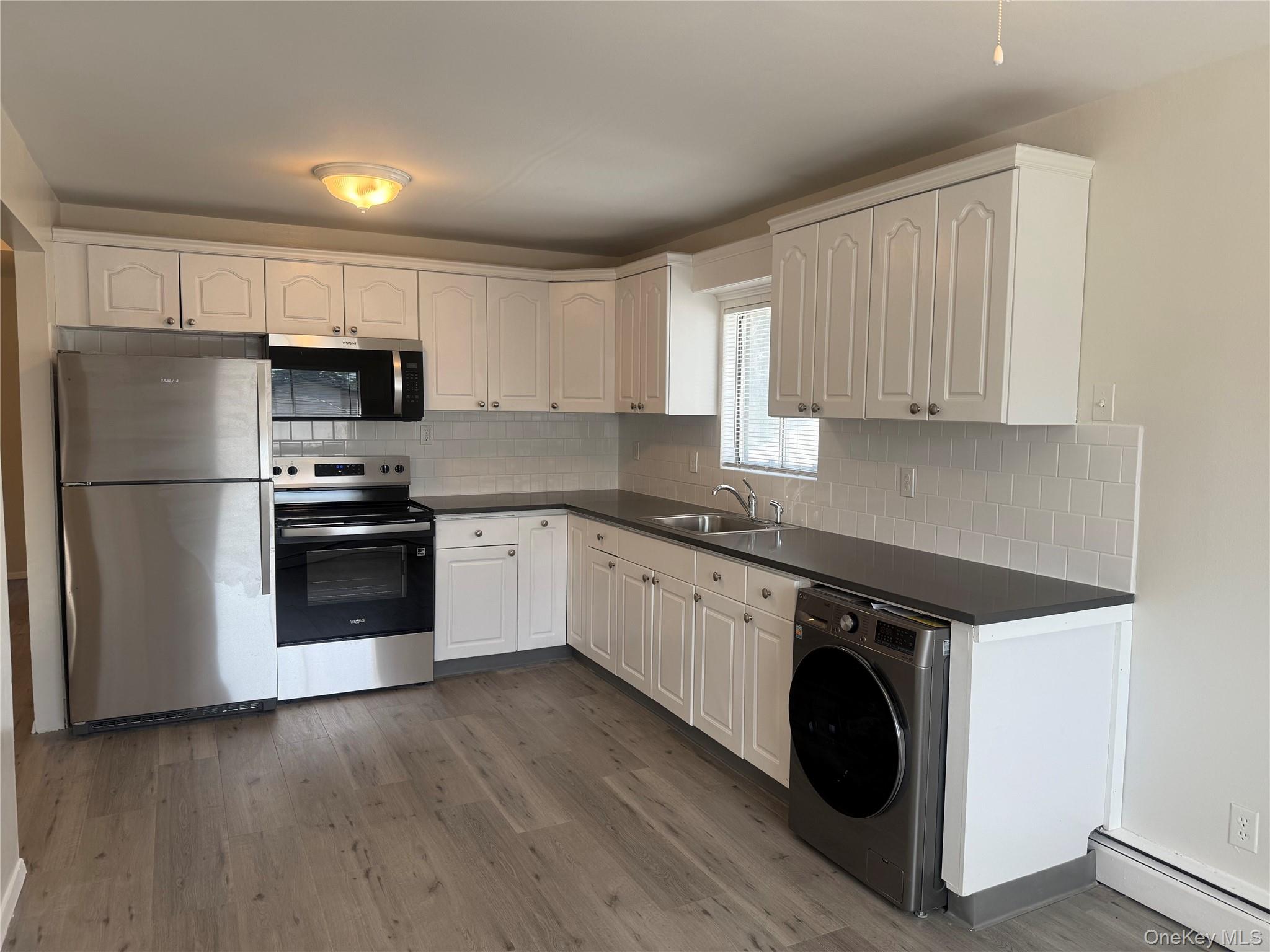 #4 photo, 55 Hickory Road, Port Washington , NY 11050