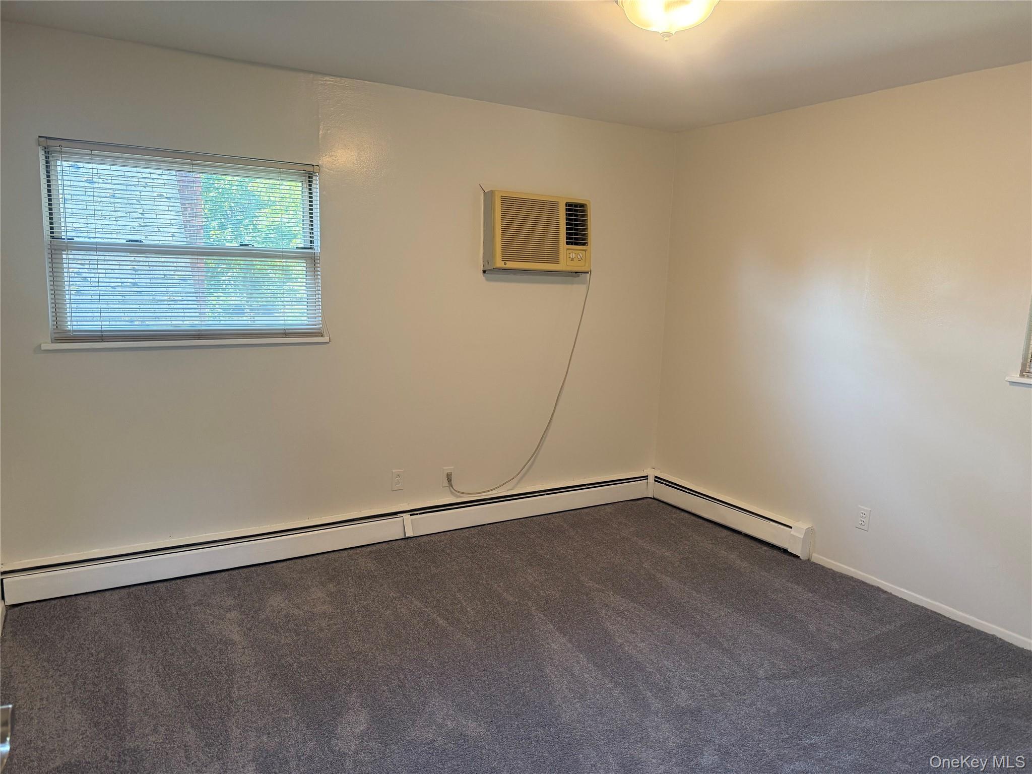 #8 photo, 55 Hickory Road, Port Washington , NY 11050