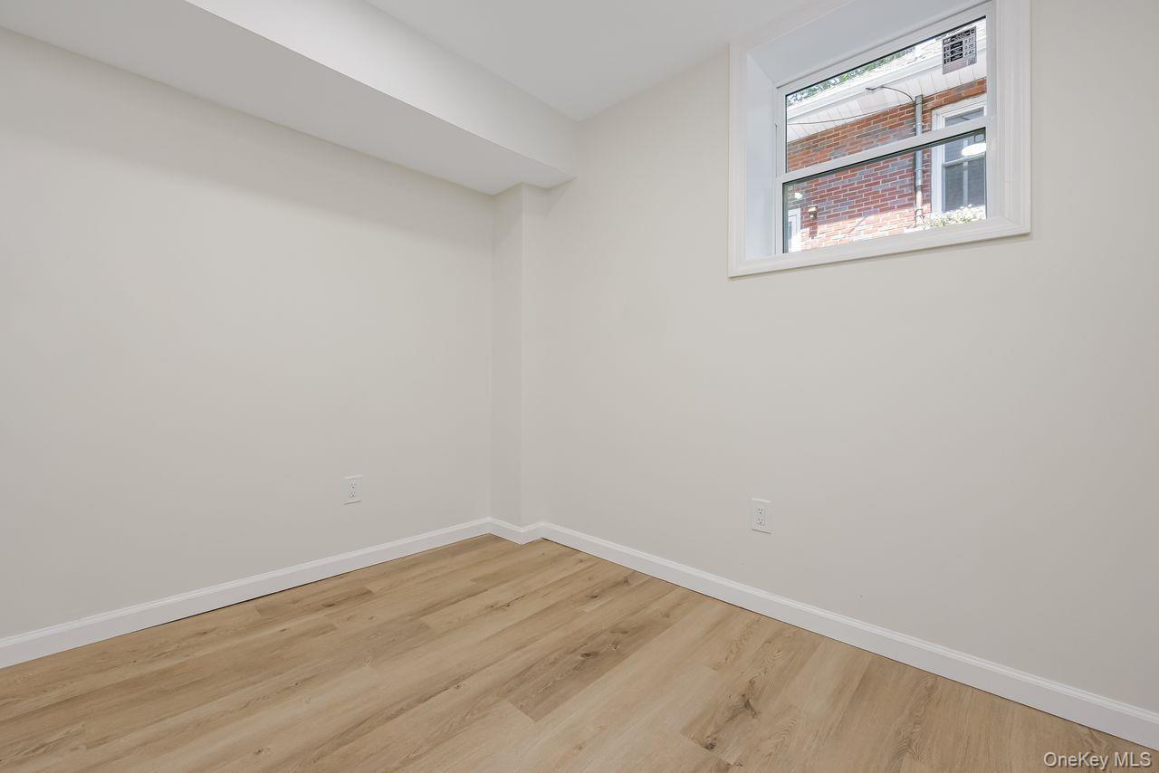 #19 photo, 18 Maple Place, Huntington , NY 11743