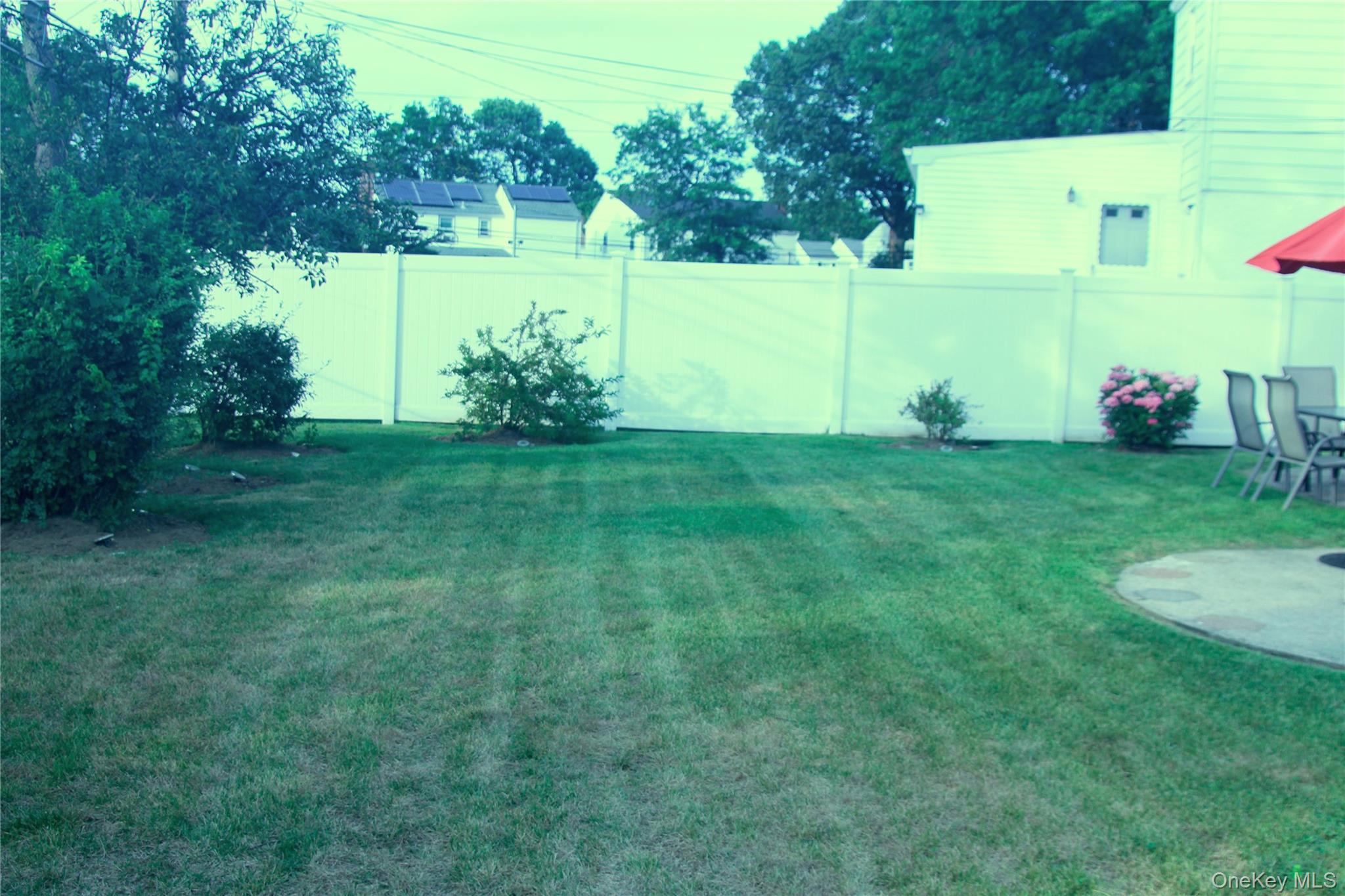 #7 photo, 24 Garnet Place, ナッソー郡 Elmont , NY 11003