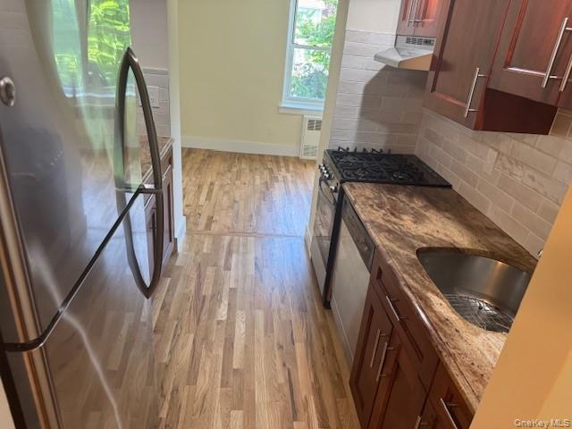 #16 photo, 250 W Merrick Road, ナッソー郡 Freeport , NY 11520