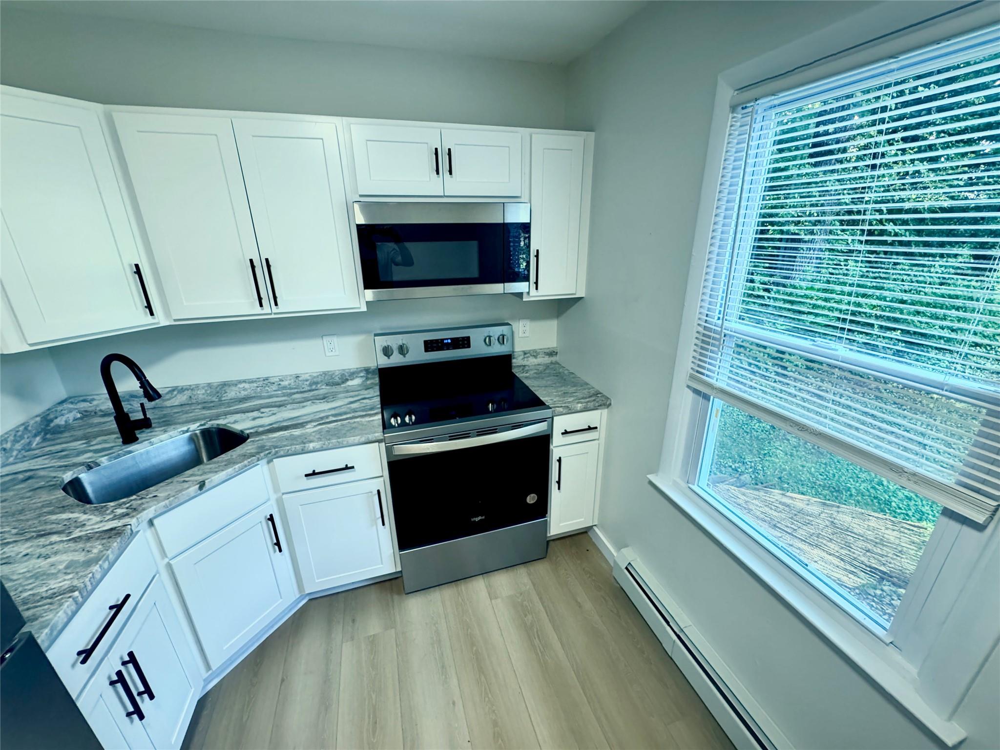 #1 photo, 98 E Market Street, Hyde Park , NY 12538