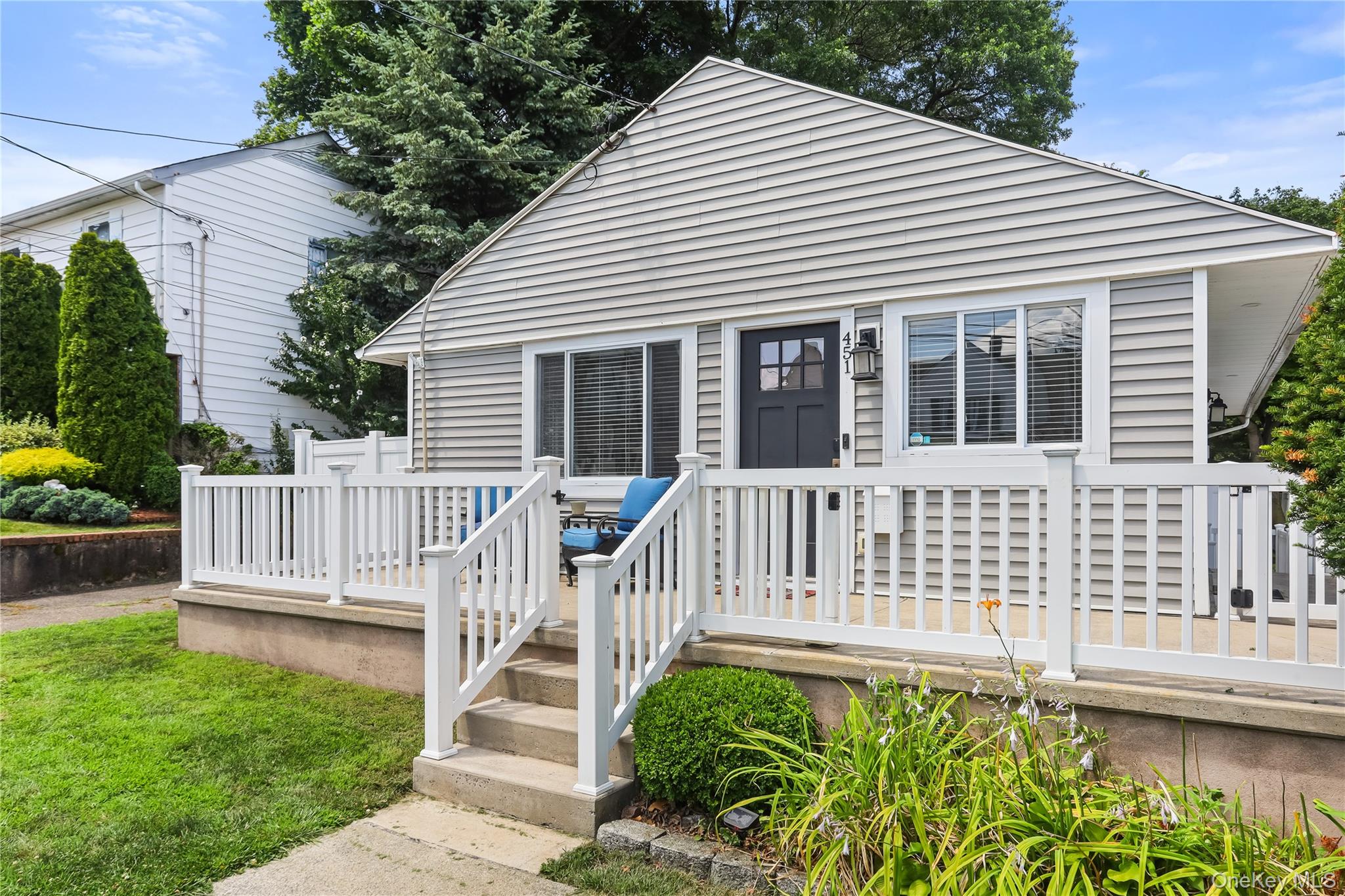 #2 photo, 451 Bellevue Avenue, Yonkers , NY 10703