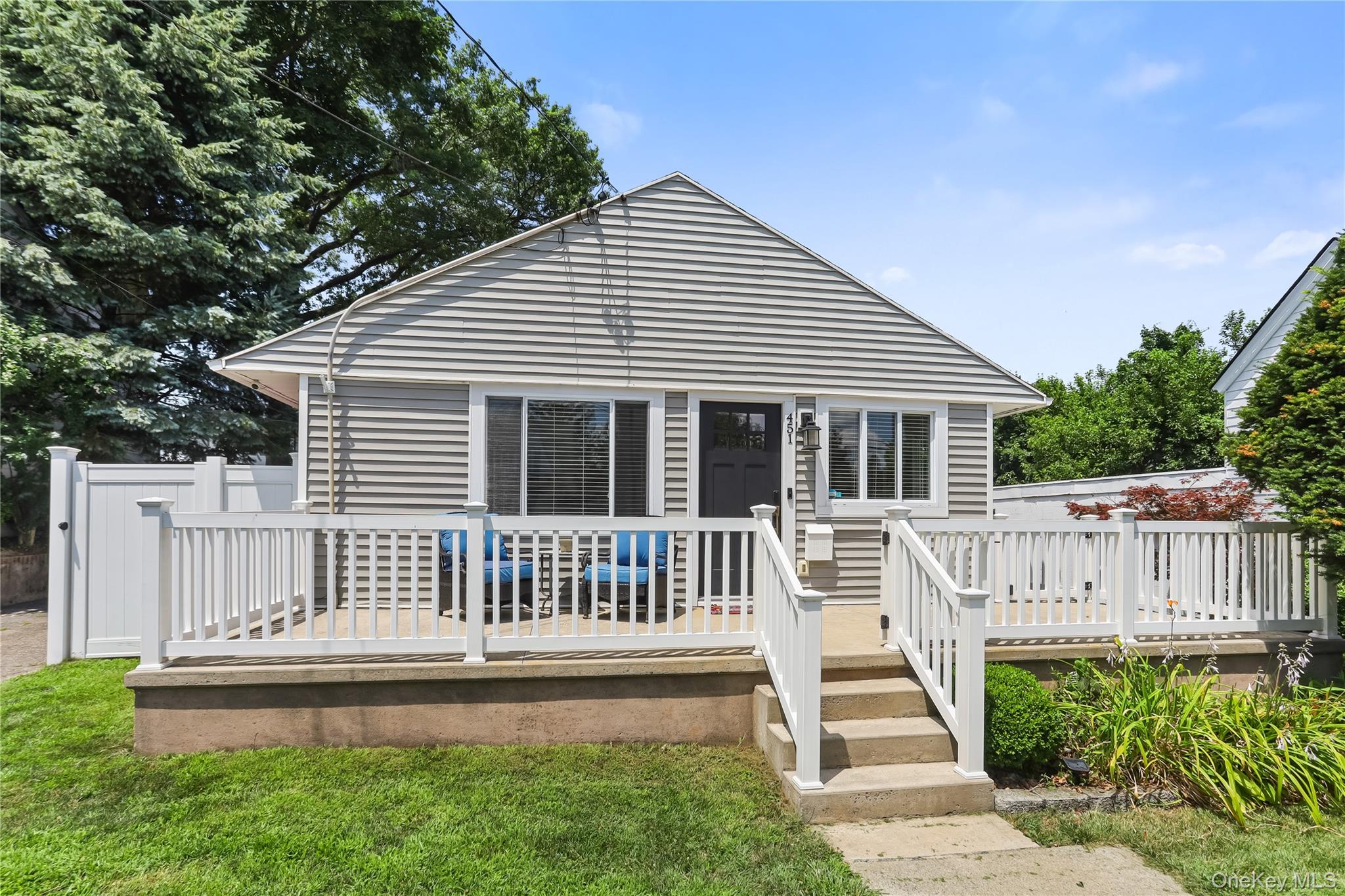 #3 photo, 451 Bellevue Avenue, Yonkers , NY 10703