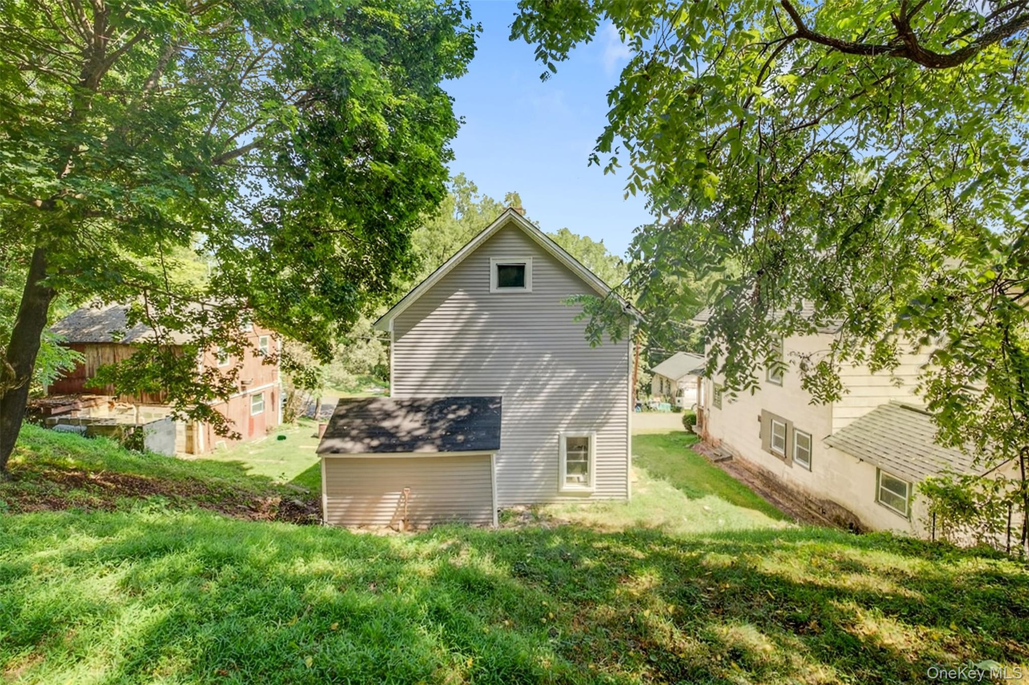 #12 photo, 7 2nd Avenue, Unionville , NY 10988