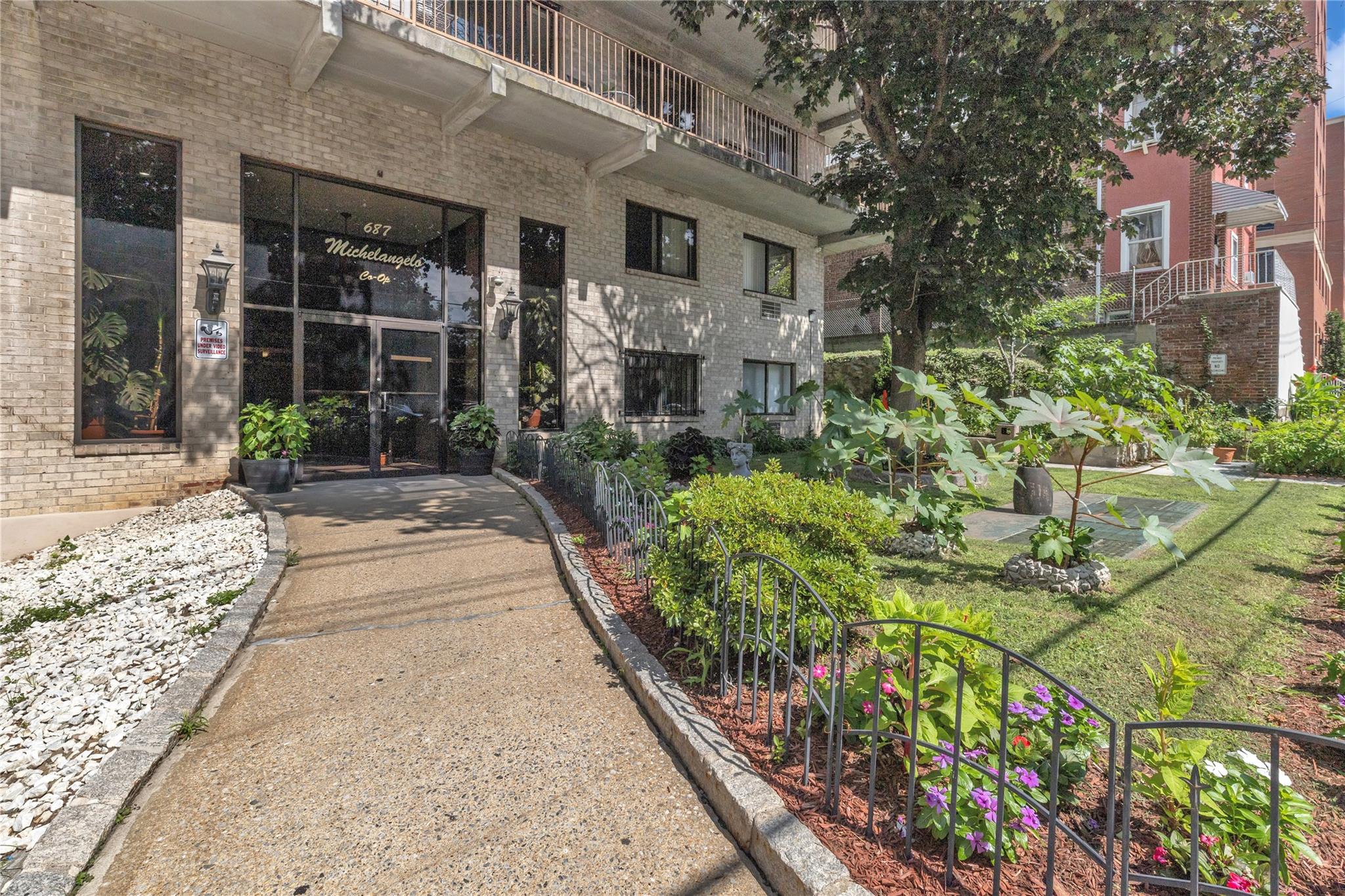 #1 photo, 687 Bronx River, Yonkers , NY 10704