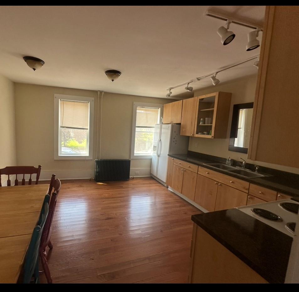 #6 photo, 30 E Parmenter Street, Newburgh , NY 12550