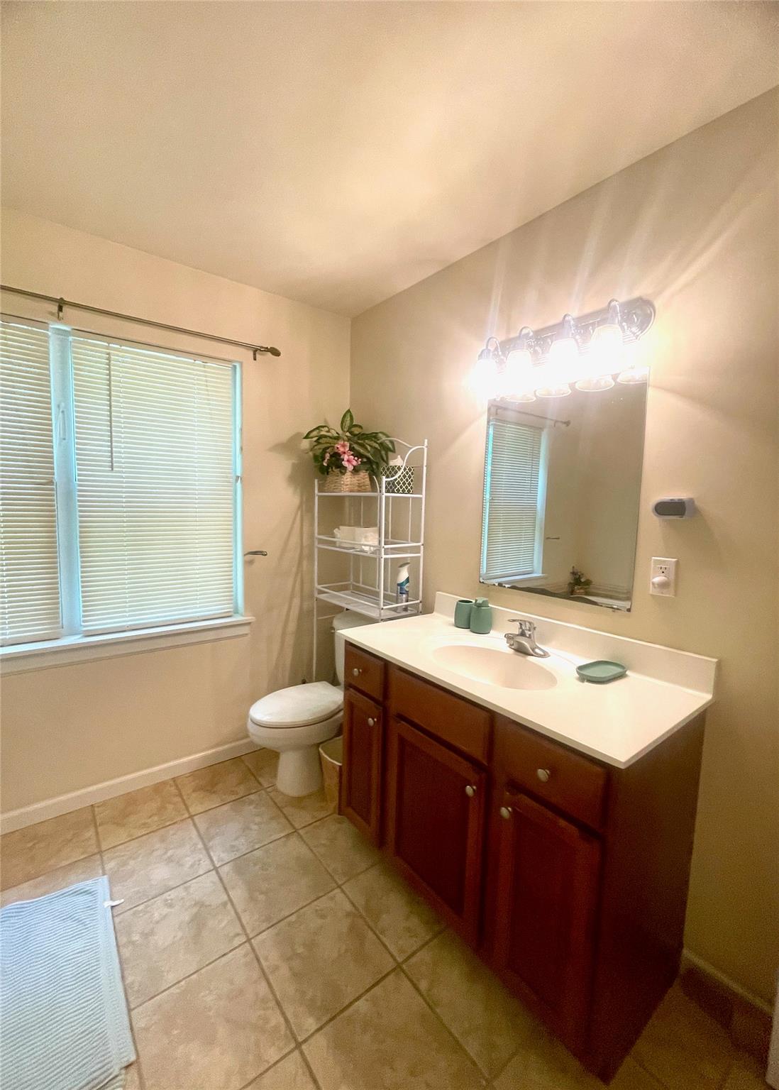 #15 photo, 24 3rd Street, Middletown , NY 10940