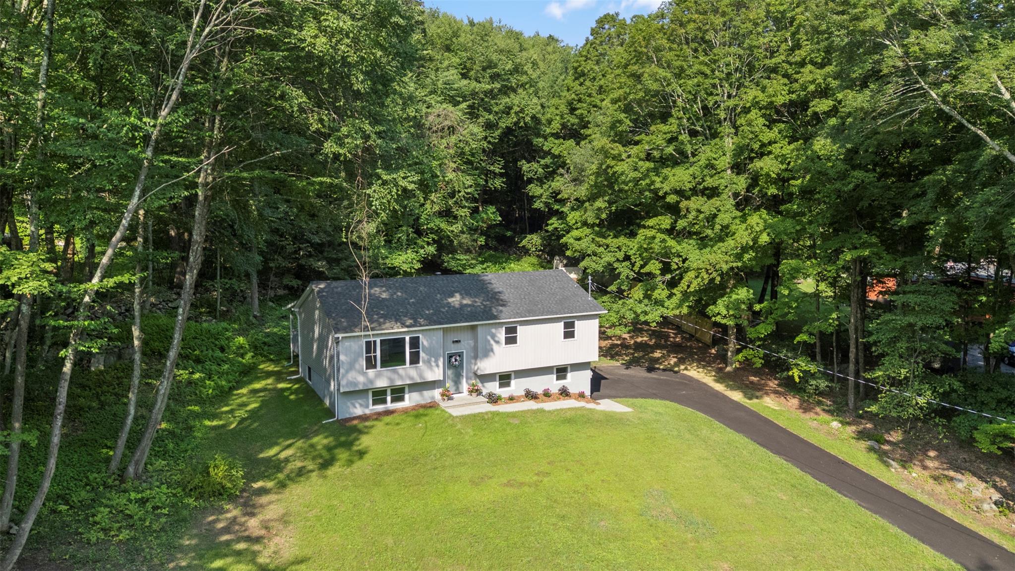#1 photo, 31 Ponderosa Road, Carmel , NY 10512