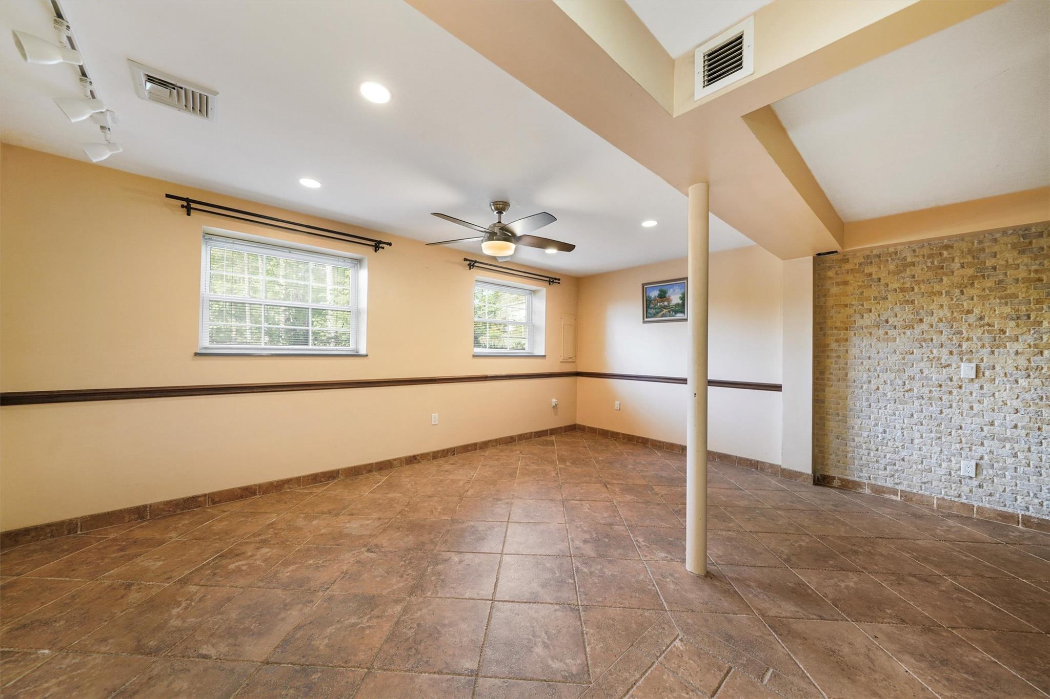 #20 photo, 146 Oakland Valley Road, Port Jervis , NY 12729