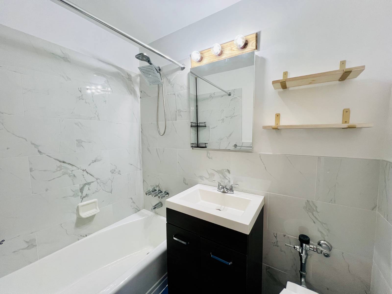 #6 photo, 41-31 51st Street, #7M, クイーンズ区 Woodside , NY 11377