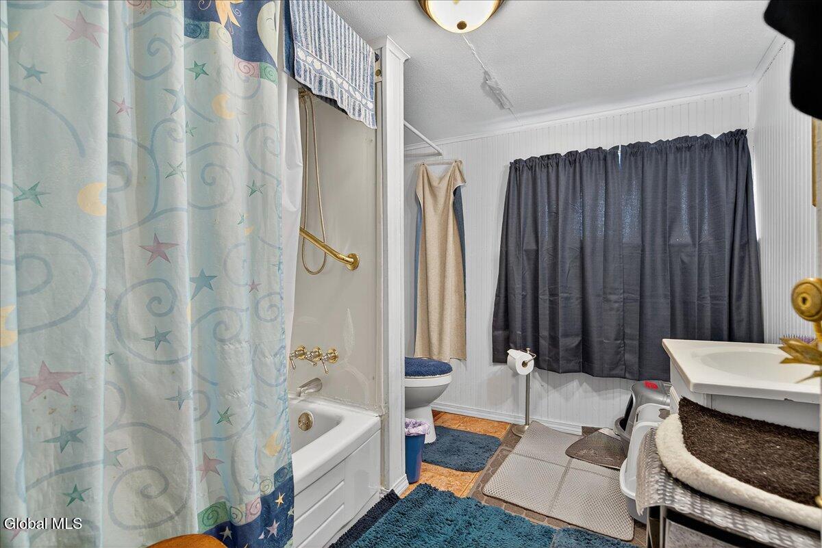 #12 photo, 433 Lower Main Street, Fort Edward , NY 12839