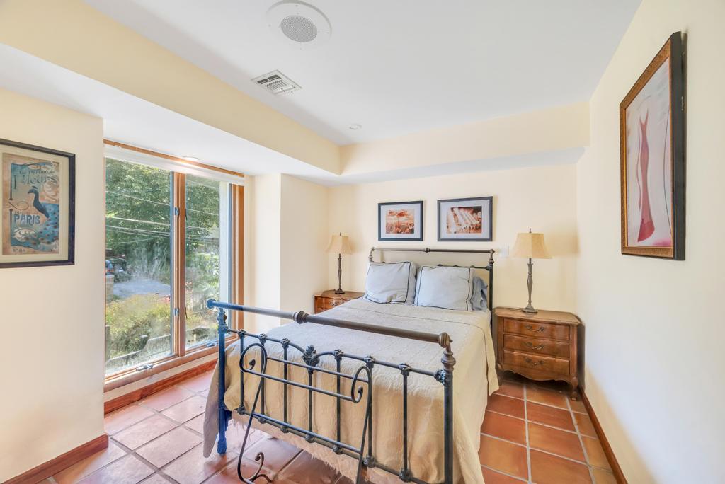 #33 photo, 129 Shore Drive, Sound Beach , NY 11789