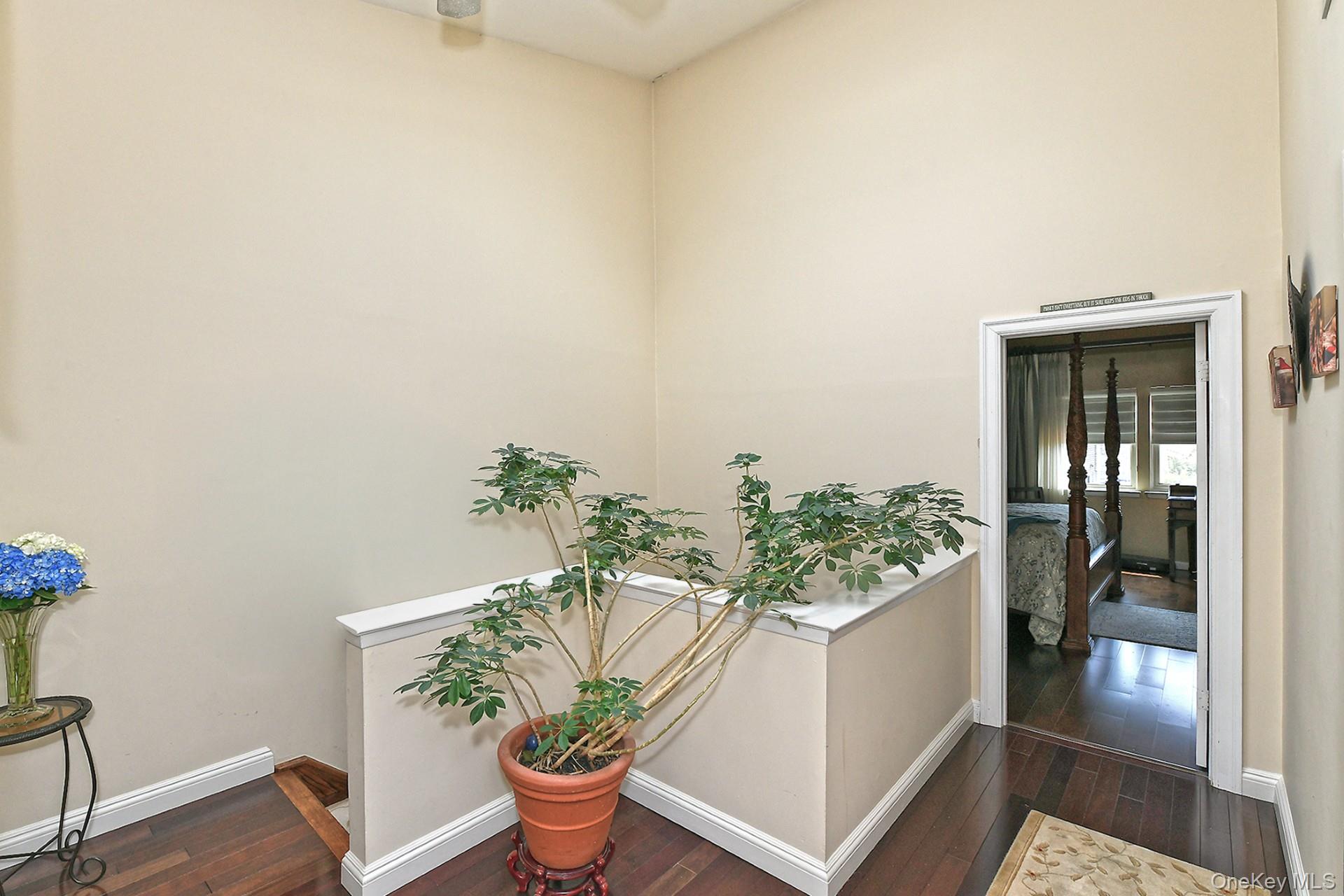 #20 photo, 226 Oakview Avenue, Oceanside , NY 11572