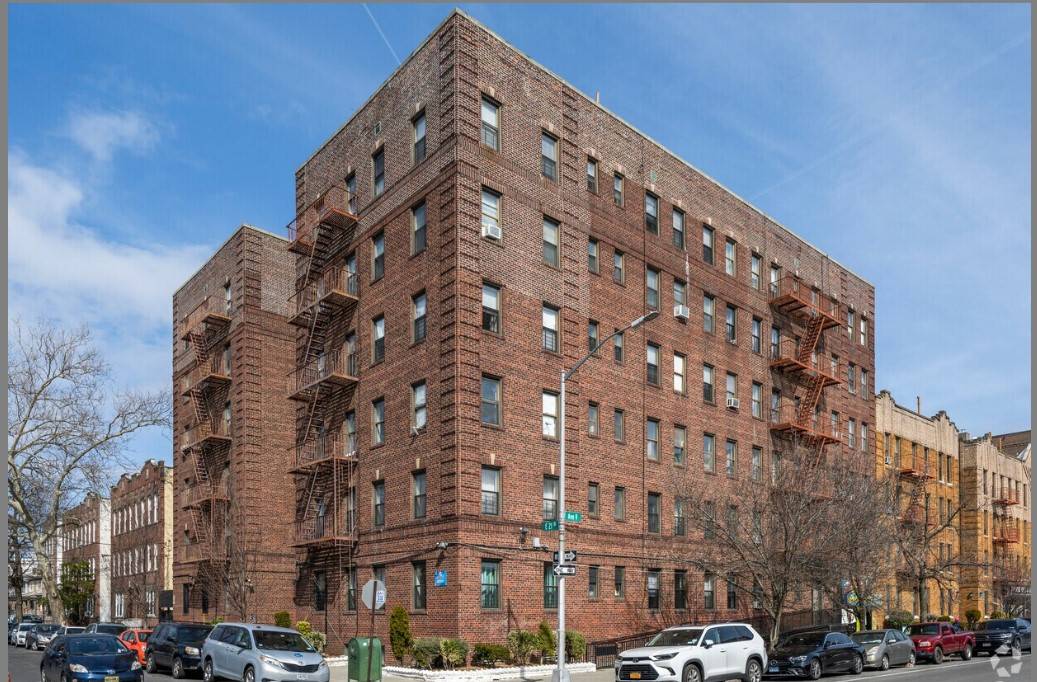 #1 photo, 2249 E 21st Street, ブルックリン区 Sheepshead Bay , NY 11229