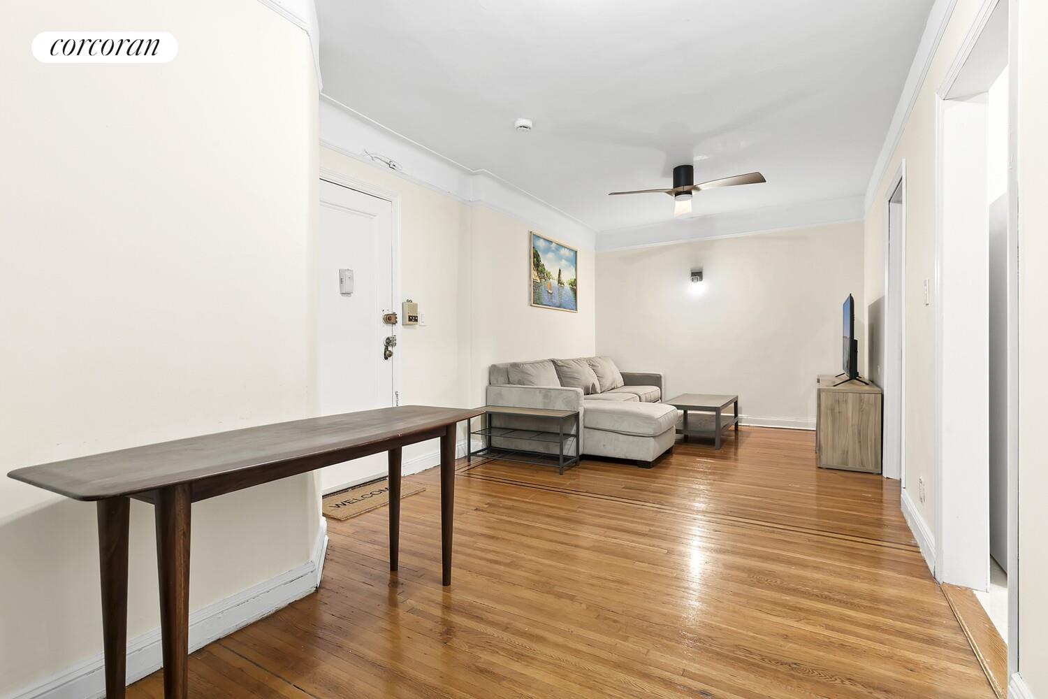 #3 photo, 30-83 CRESCENT Street, クイーンズ区 Astoria , NY 11102