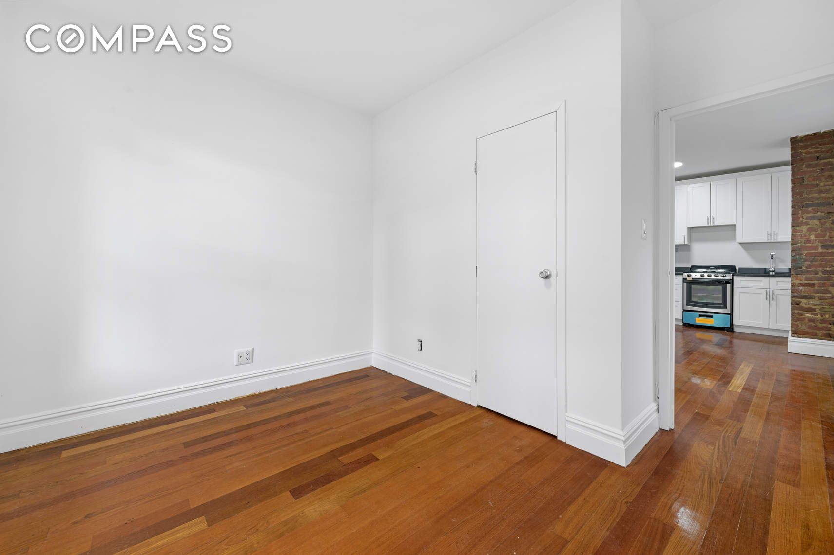 #1 photo, 214 E 82nd Street, Upper East Side , NY 10028