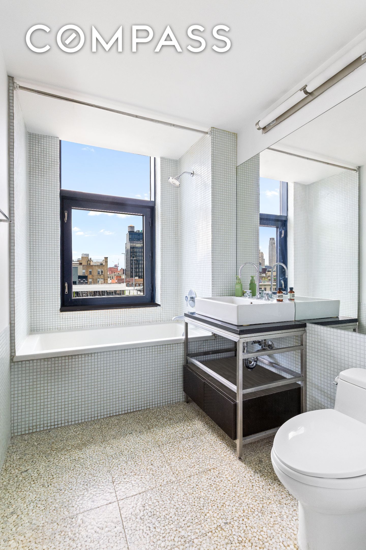 #8 photo, 105 Norfolk Street, マンハッタン Lower East Side , NY 10002