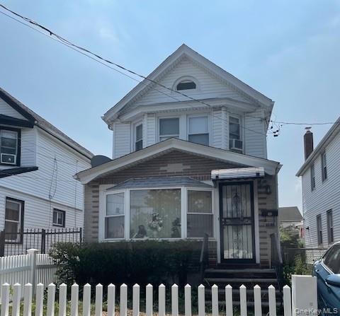 #1 photo, 90-60 209th Street, Queens Village , NY 11428