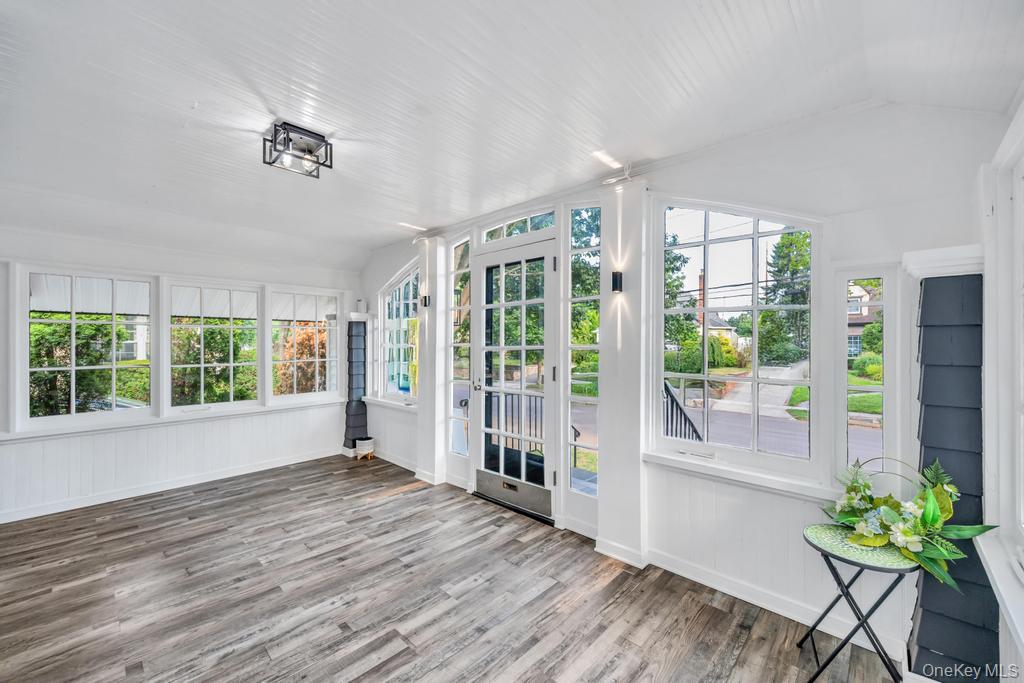 #3 photo, 15 Superior Road, ナッソー郡 Floral Park , NY 11001