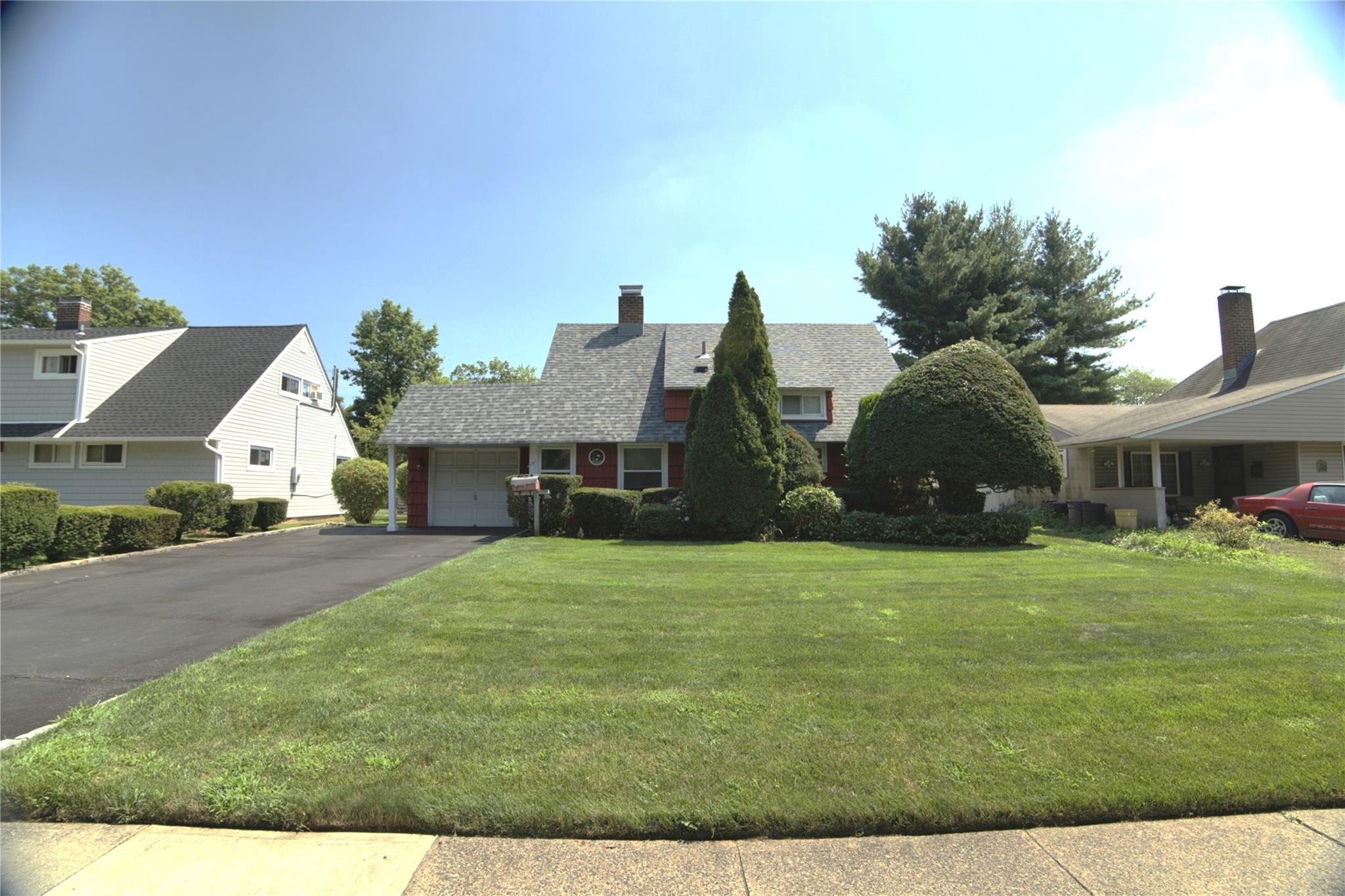 #1 photo, 191 Acre Lane, Hicksville , NY 11801