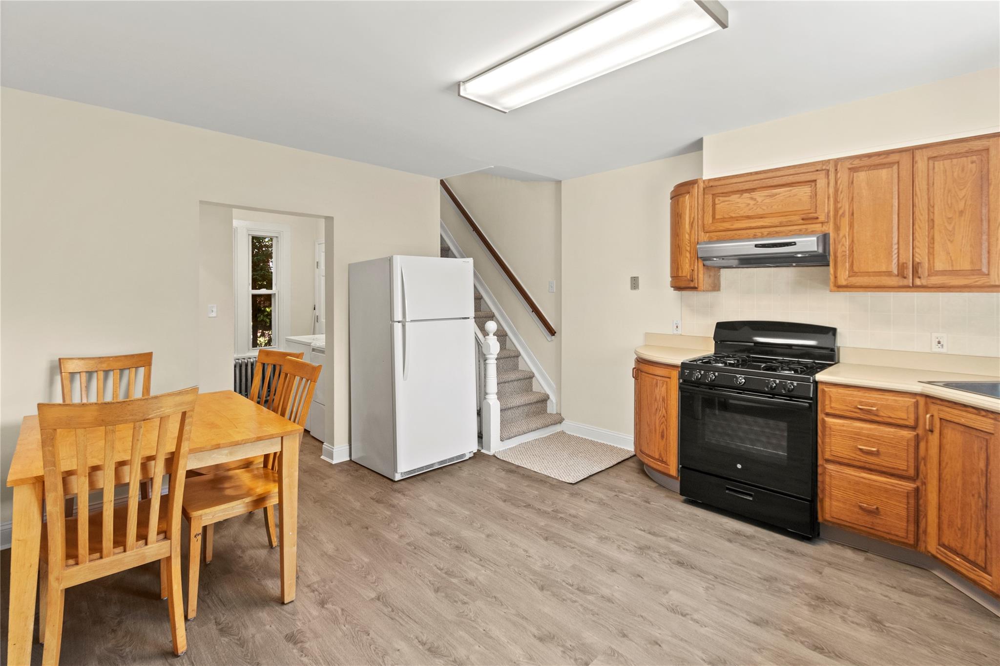 #2 photo, 76 Elm Avenue, Glen Cove , NY 11542