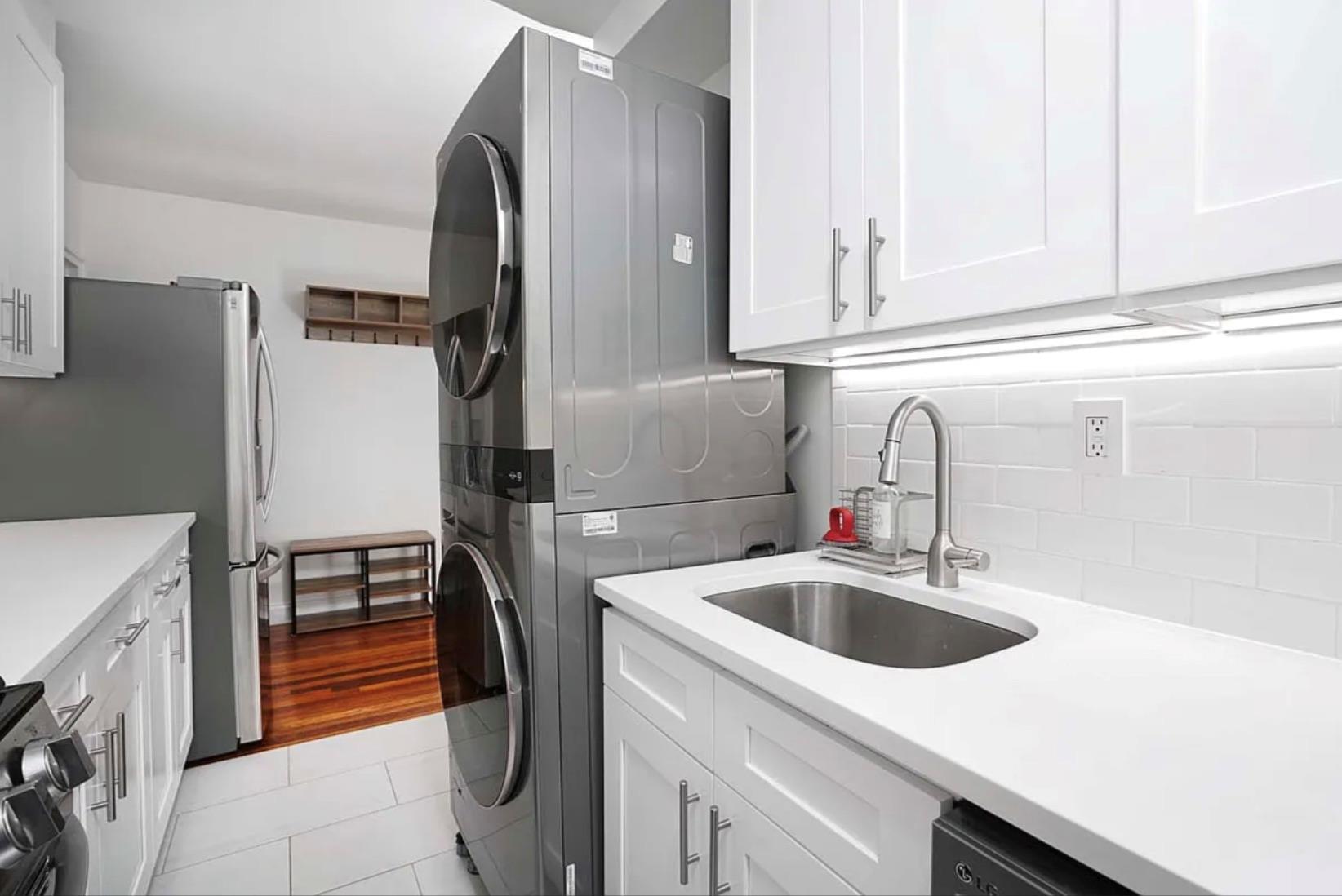 #1 photo, 3038 Kingsbridge Terrace, 브롱크스 Bronx , NY 10463