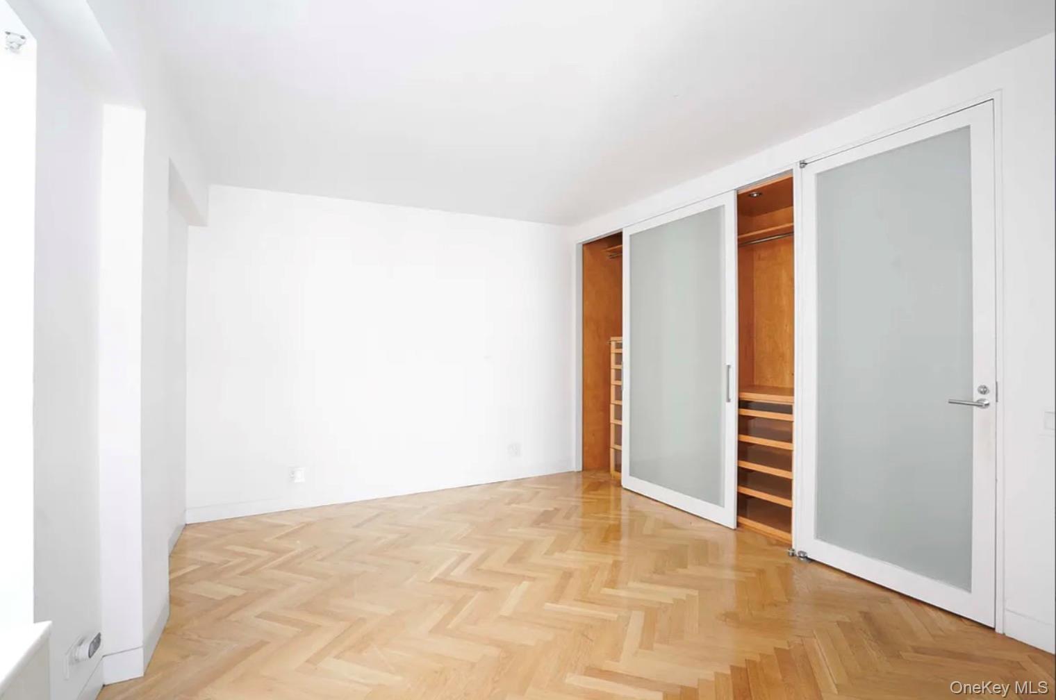 #10 photo, 153 East 57th, New York (Manhattan) , NY 10022