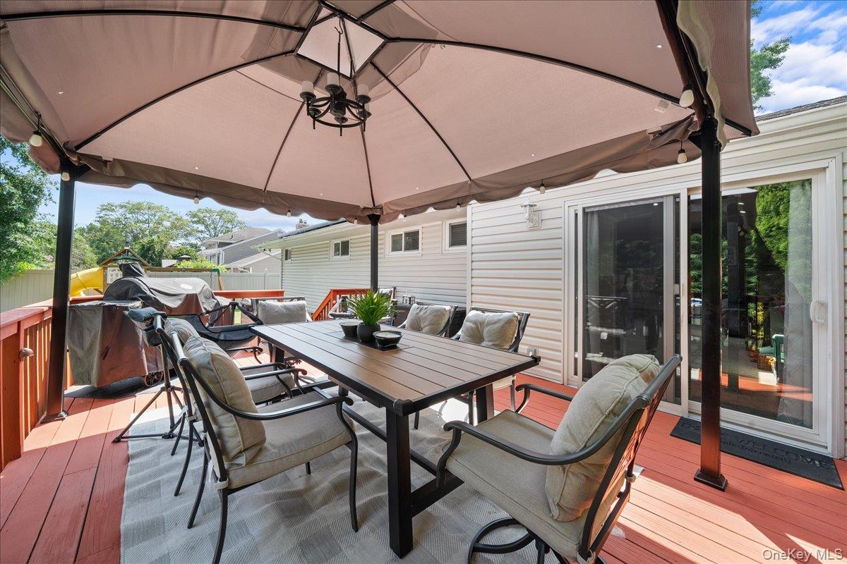 #16 photo, 291 W 4th Street, Deer Park , NY 11729