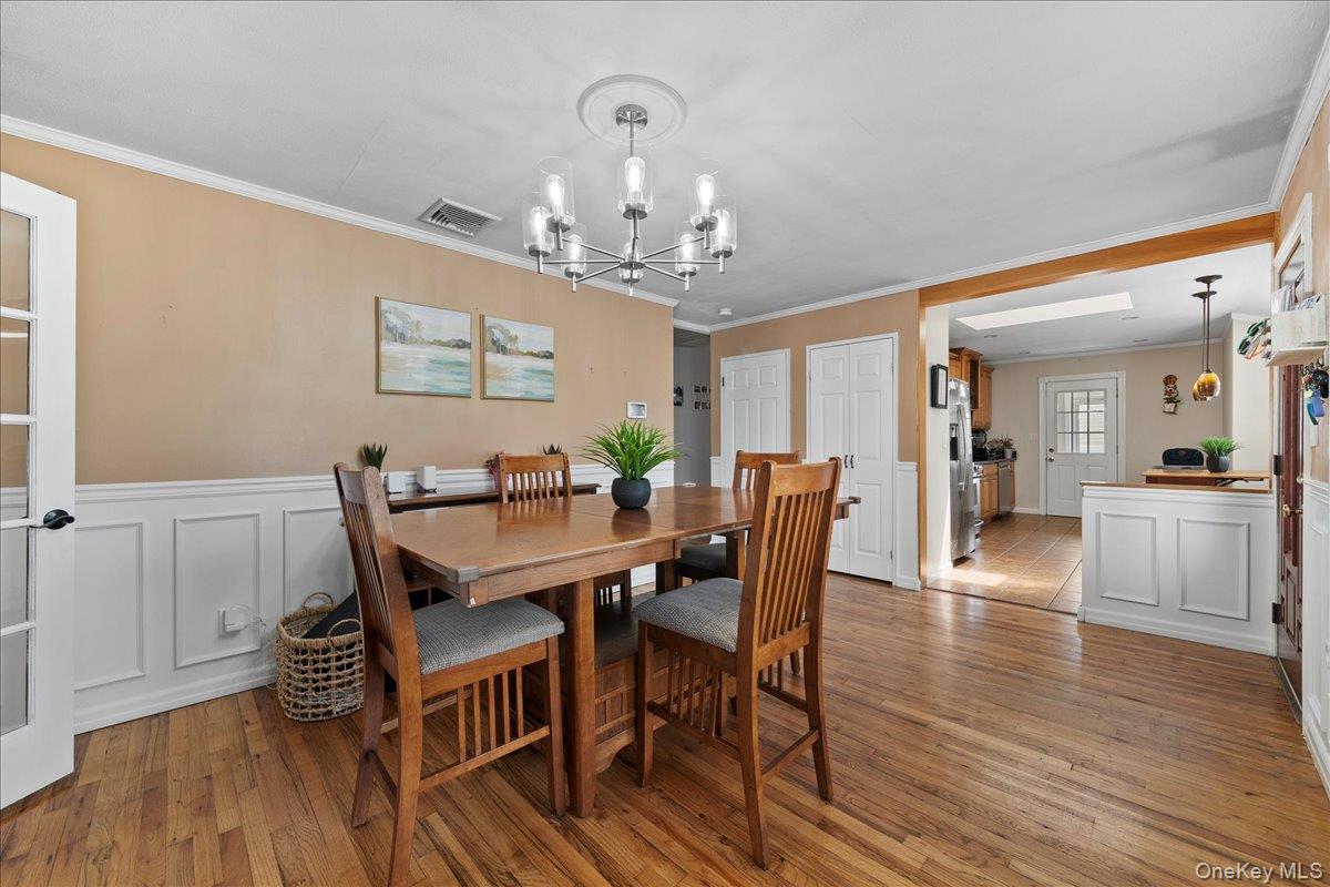 #8 photo, 291 W 4th Street, Deer Park , NY 11729