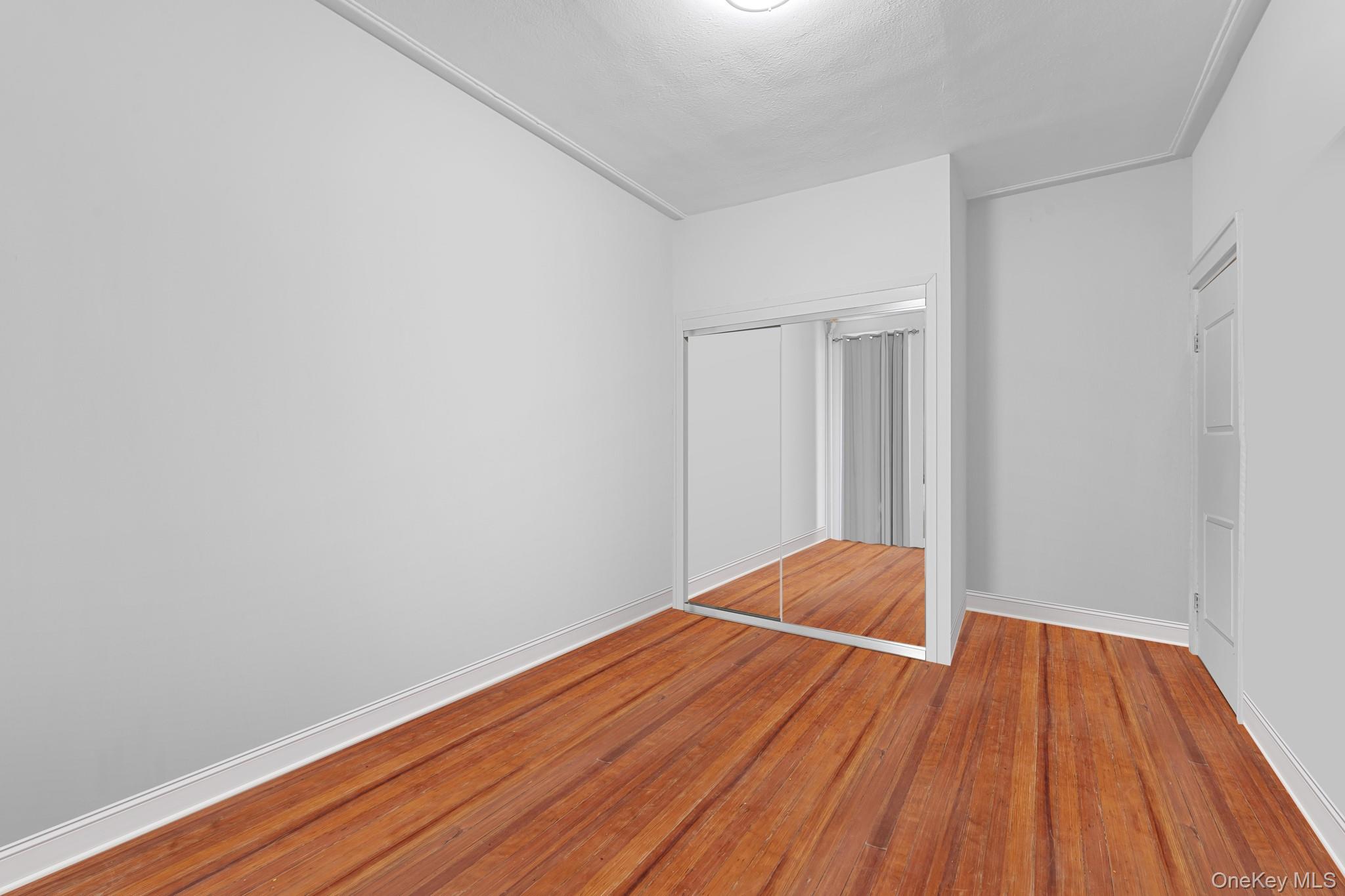 #17 photo, 10317 Plattwood Avenue, クイーンズ区 Ozone Park , NY 11417