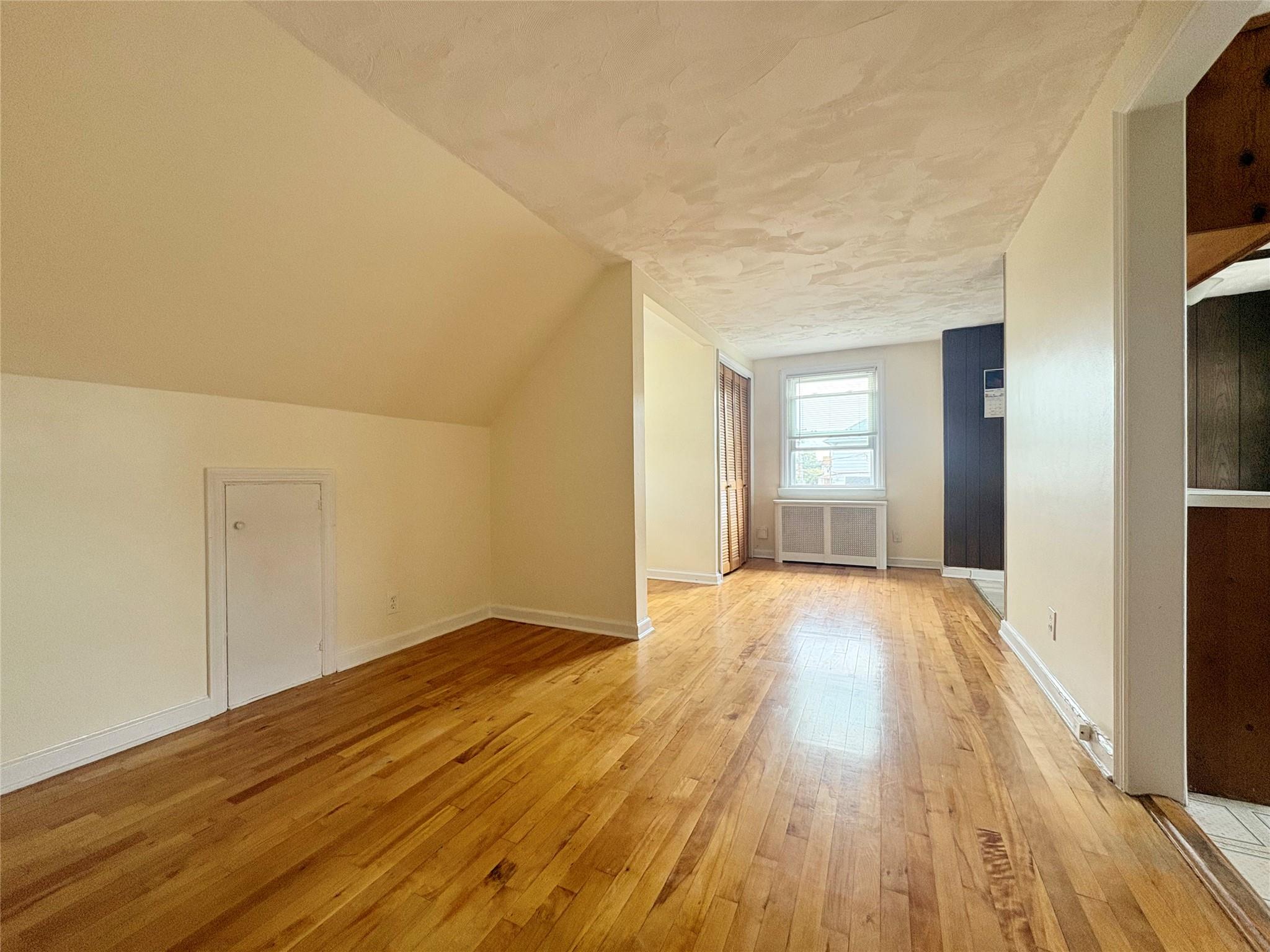 #3 photo, Valley Stream, Valley Stream , NY 11580