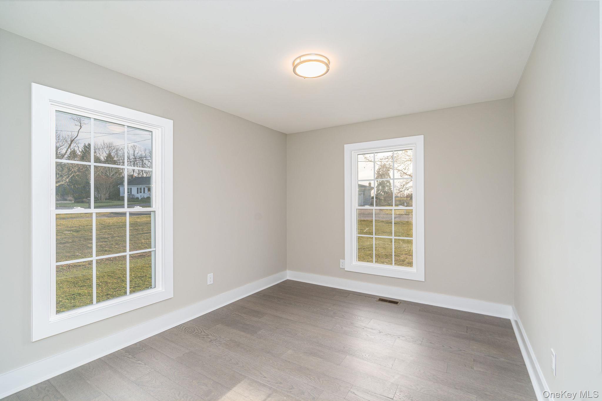 #17 photo, 970 Village Lane, サフォーク郡 Mattituck , NY 11952