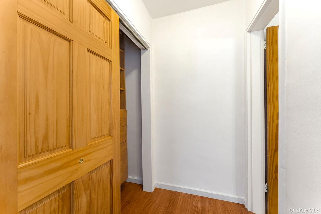 #14 photo, 61 Maine Avenue, ナッソー郡 Rockville Centre , NY 11570