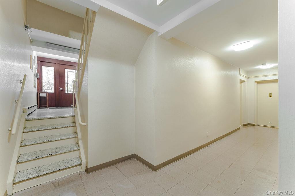 #18 photo, 61 Maine Avenue, ナッソー郡 Rockville Centre , NY 11570