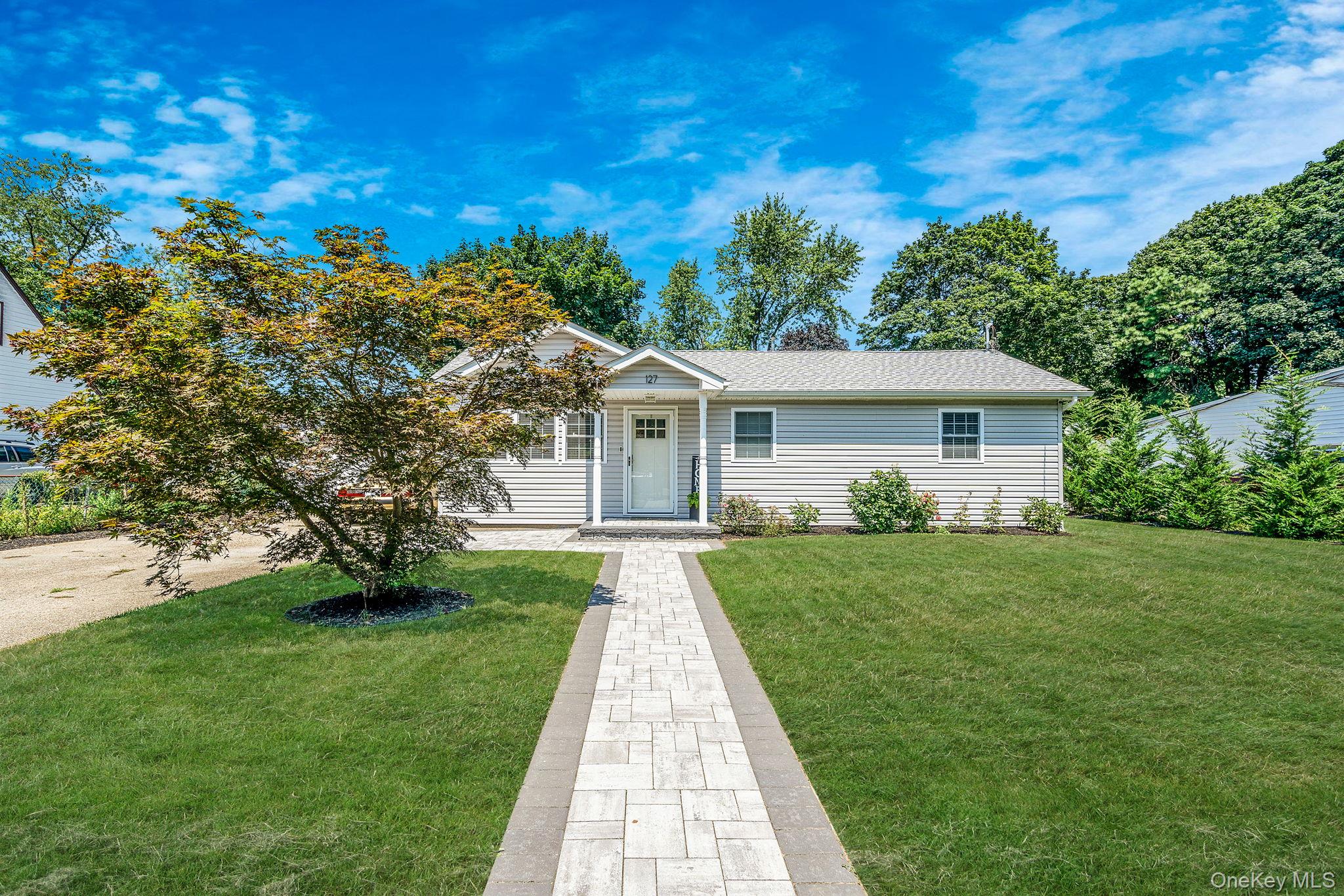 #1 photo, 127 Merrill Street, Brentwood , NY 11717