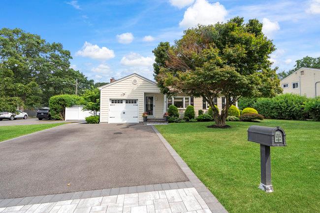 #1 photo, 42 Kenmore Street, Dix Hills , NY 11746