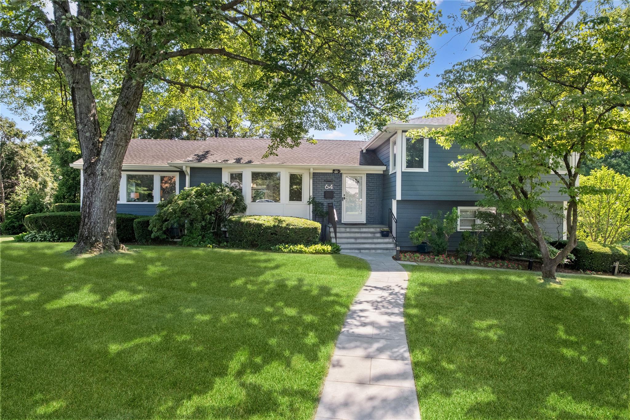 #1 photo, 64 Richbell Road, White Plains , NY 10605