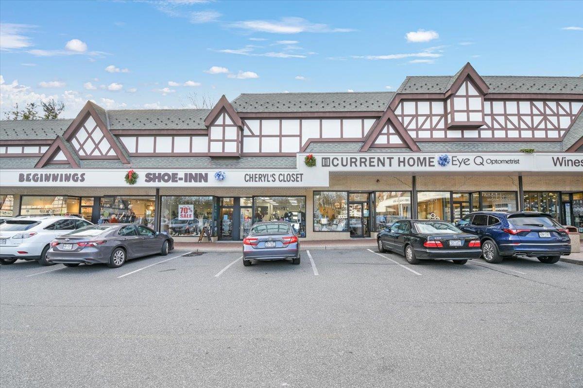 #2 photo, 1094 Wilmot Road, Scarsdale , NY 10583