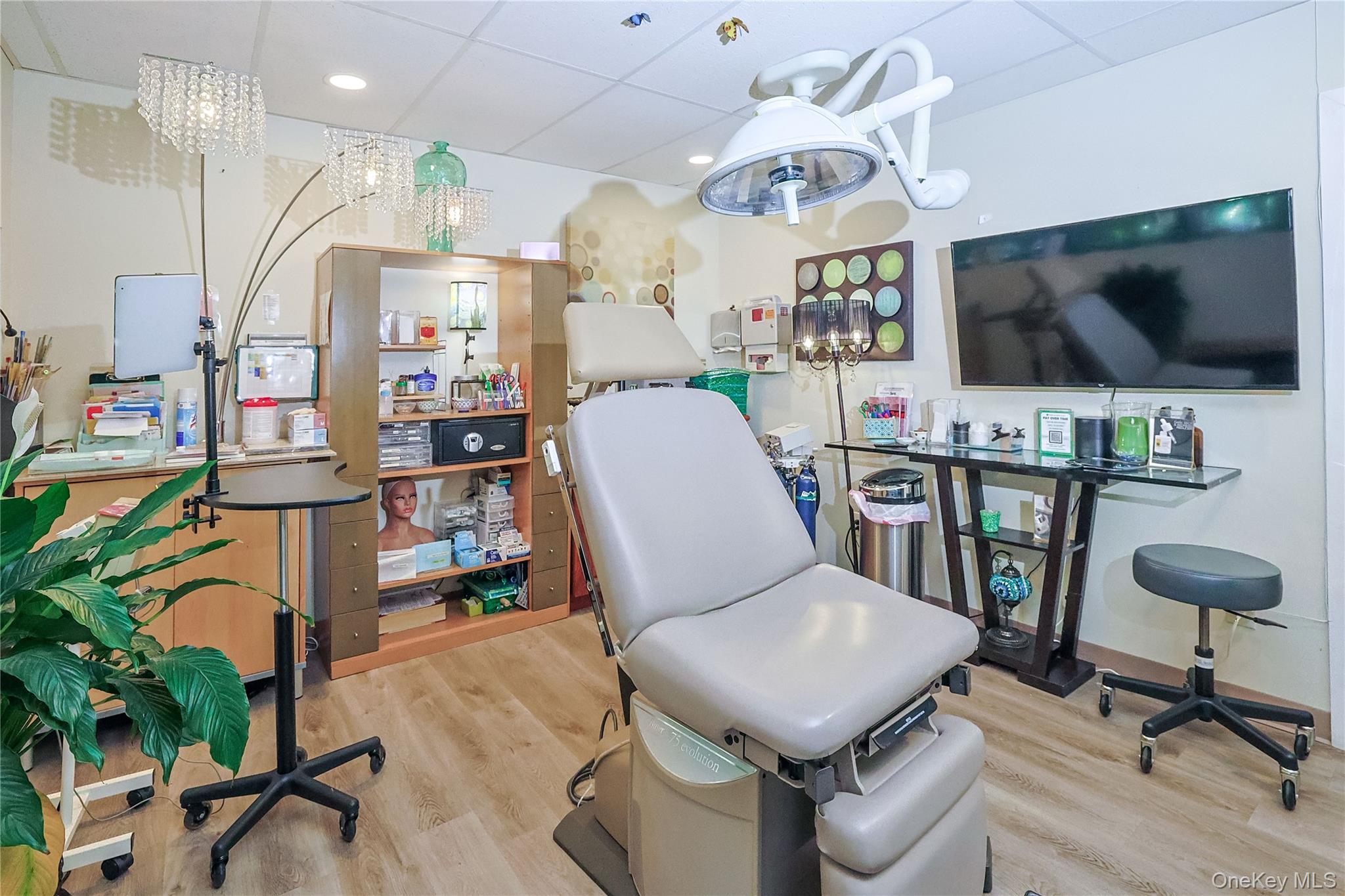 #16 photo, 56 Main, Poughkeepsie , NY 12601