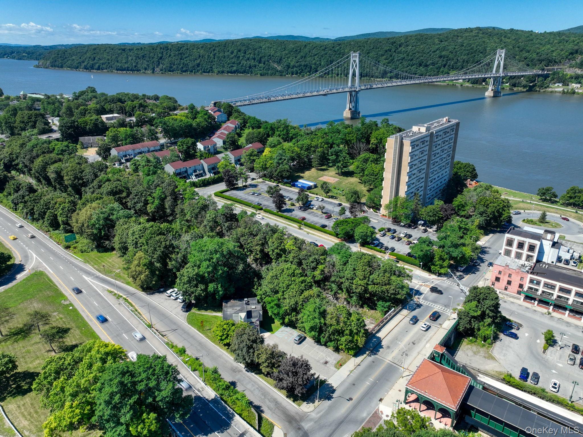 #4 photo, 56 Main, Poughkeepsie , NY 12601