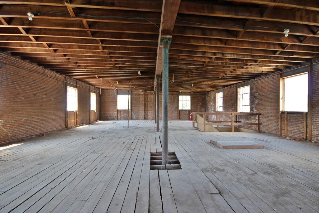 #13 photo, 471 Main Street, Poughkeepsie , NY 12601