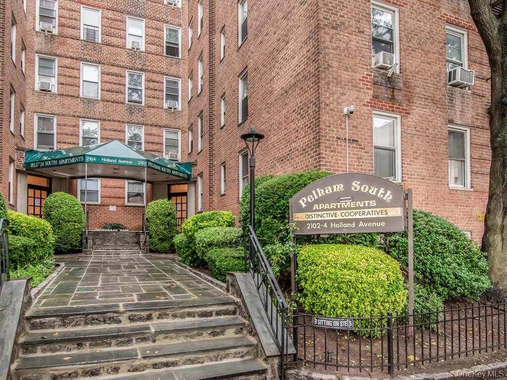 #1 photo, 2102 Holland Avenue, Bronx , NY 10462