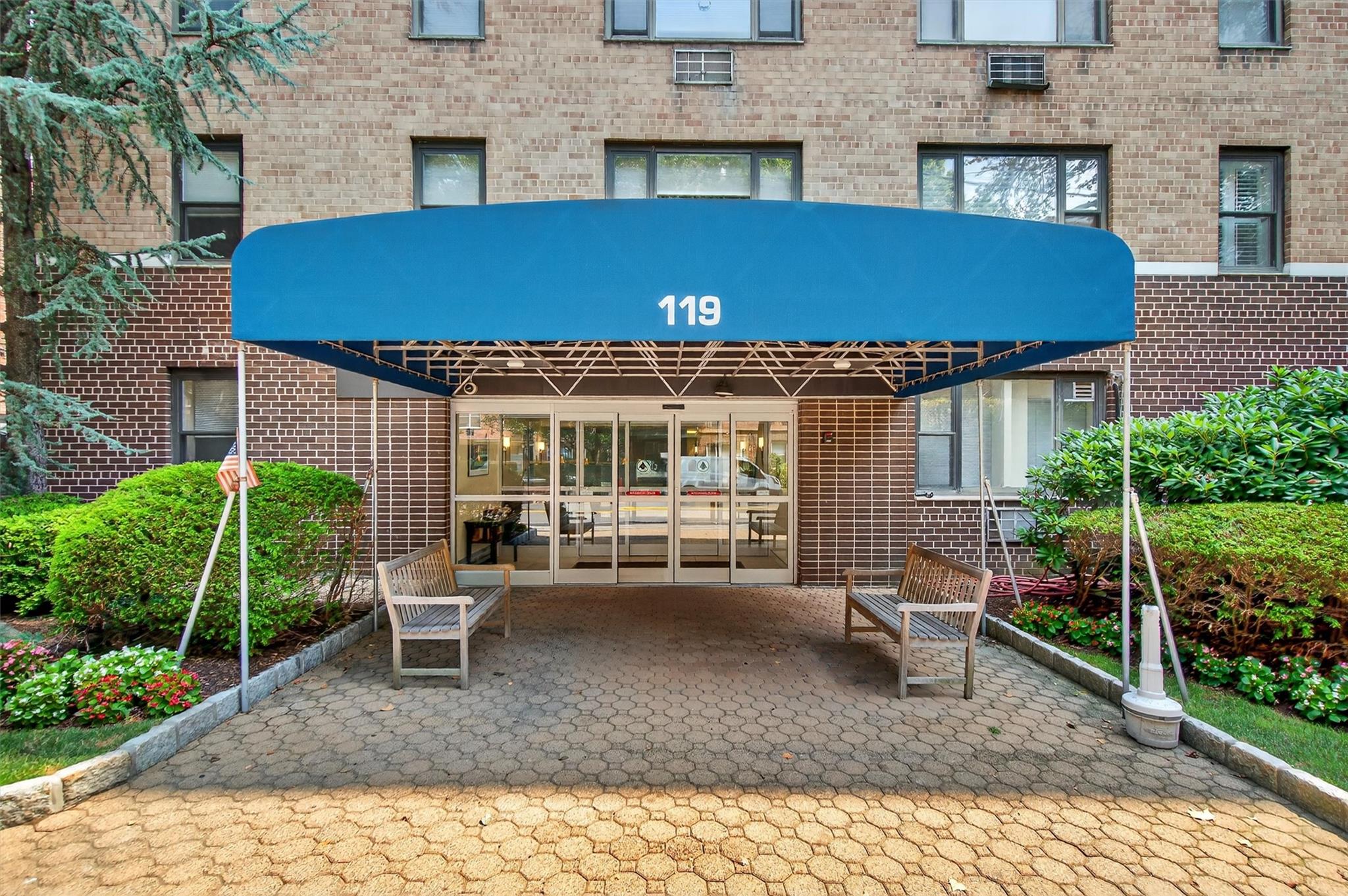 #1 photo, 119 E Hartsdale Avenue, Hartsdale , NY 10530