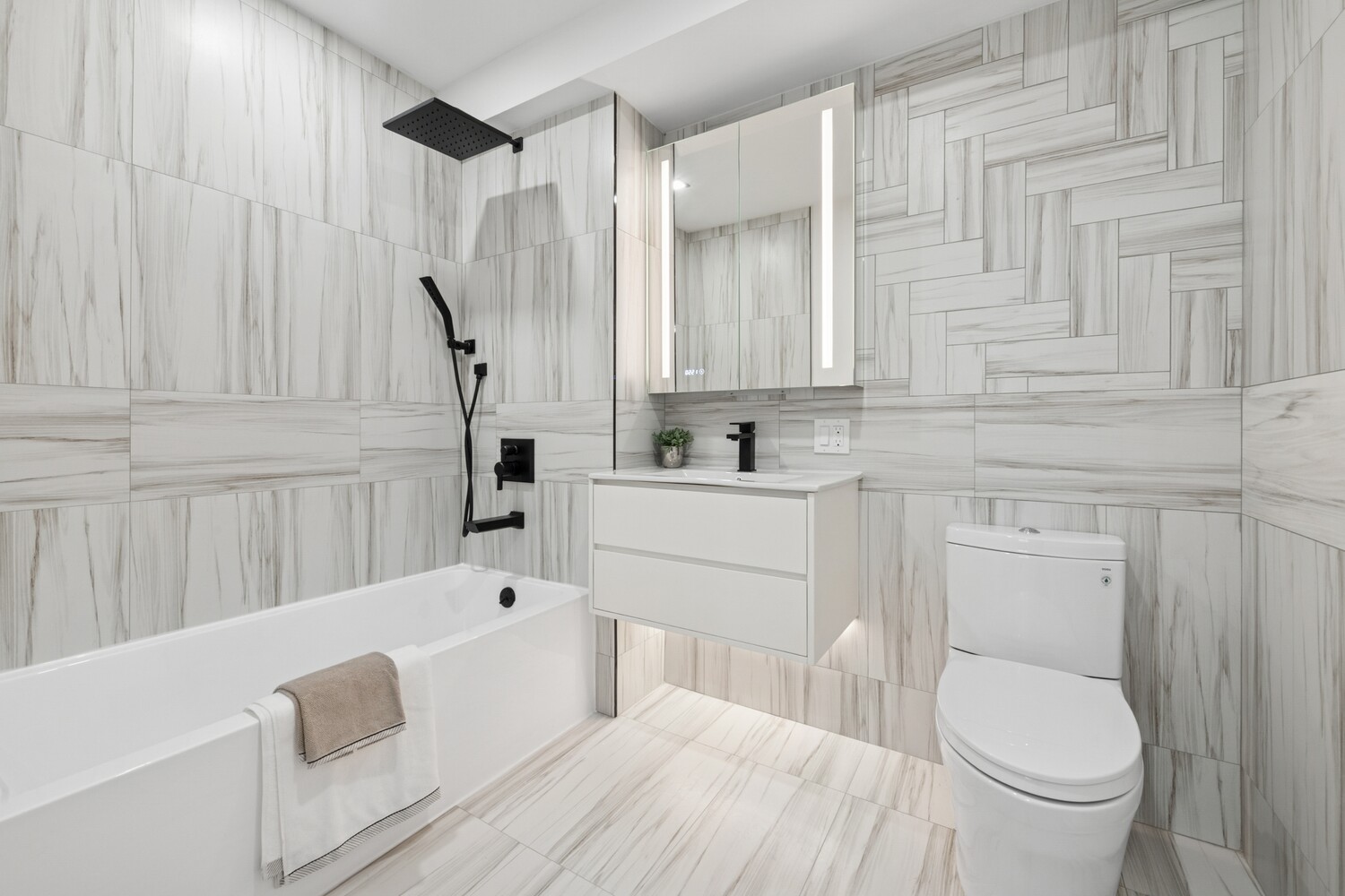 #14 photo, 428 E 9TH Street, ブルックリン区 Kensington , NY 11218