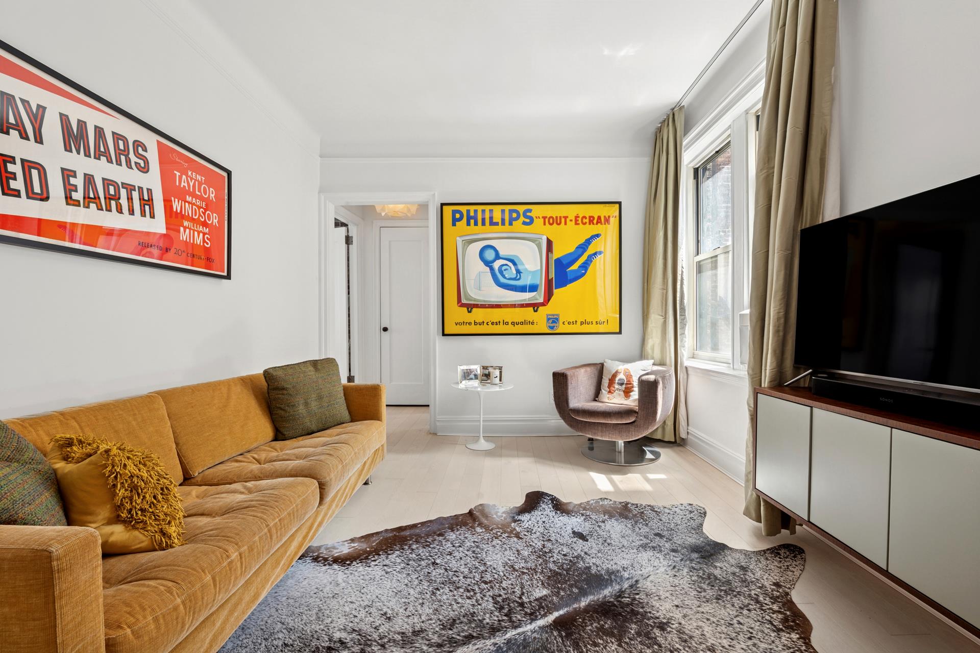 #1 photo, 233 W 21ST Street, मैनहटन Chelsea , NY 10011