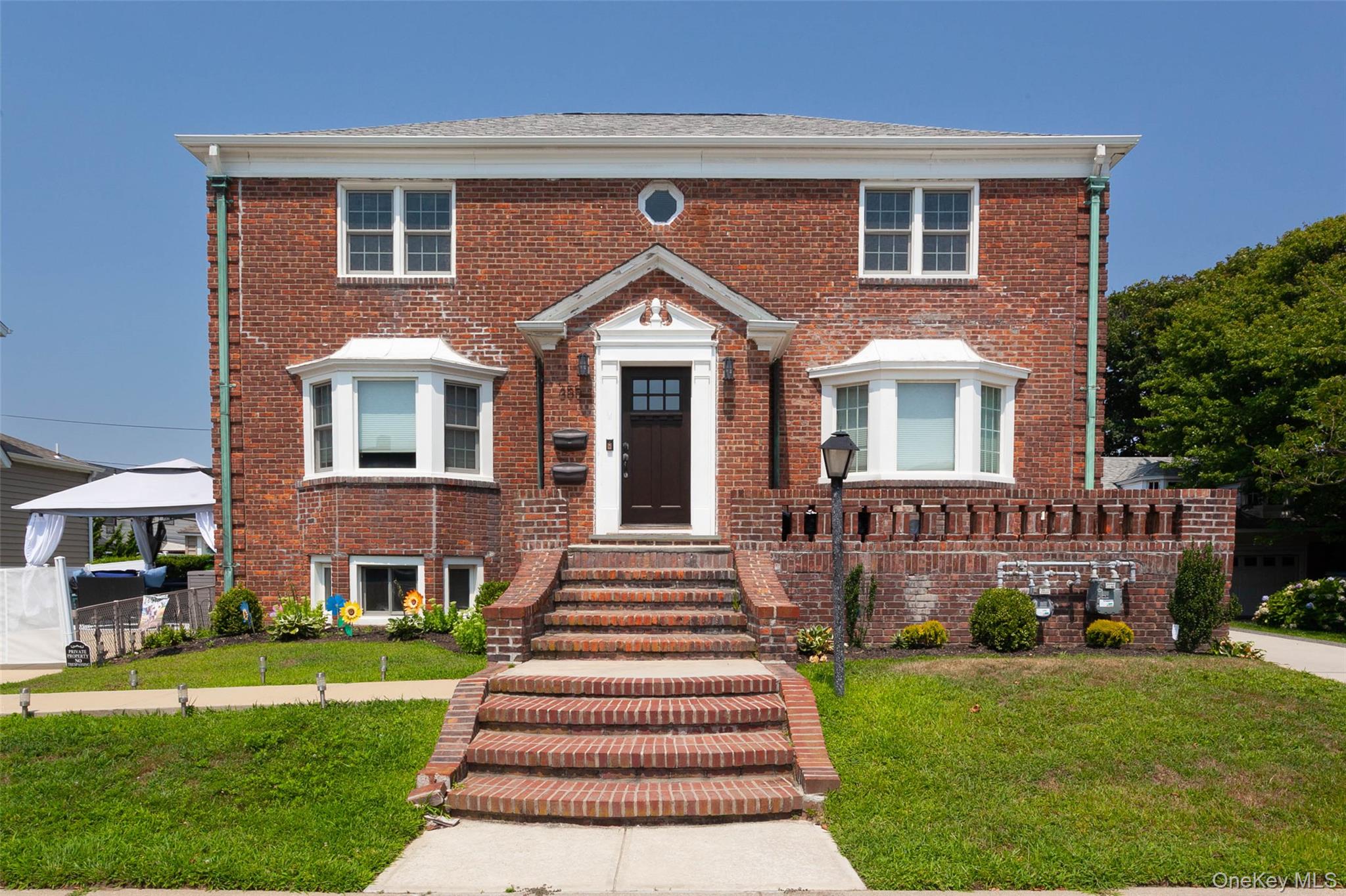 #1 photo, 355 E Beech Street, ナッソー郡 Long Beach , NY 11561