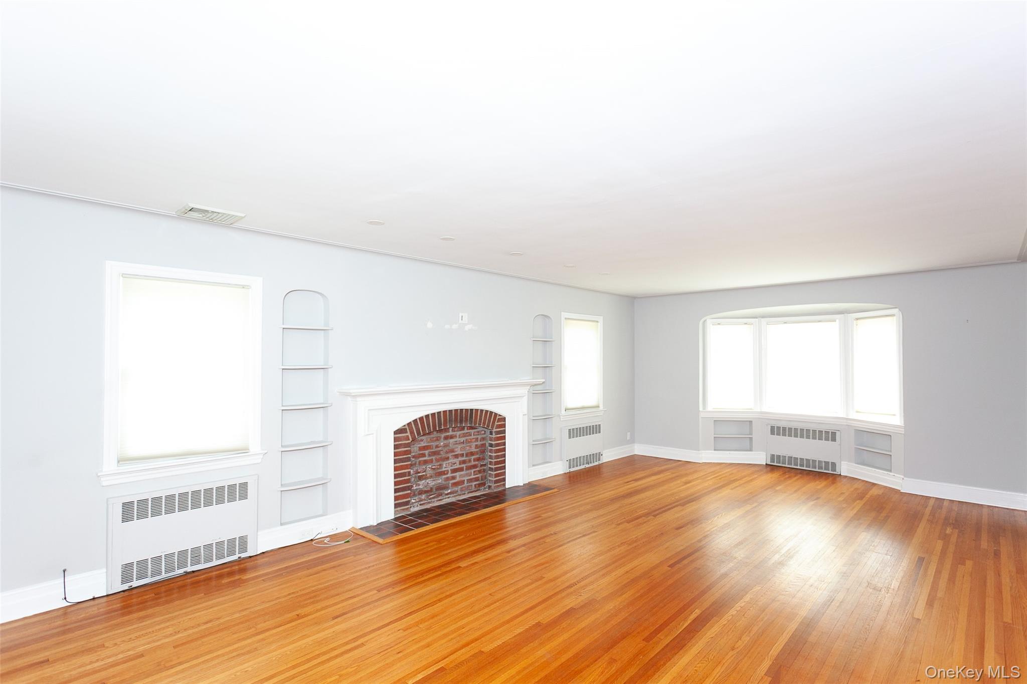 #7 photo, 355 E Beech Street, ナッソー郡 Long Beach , NY 11561