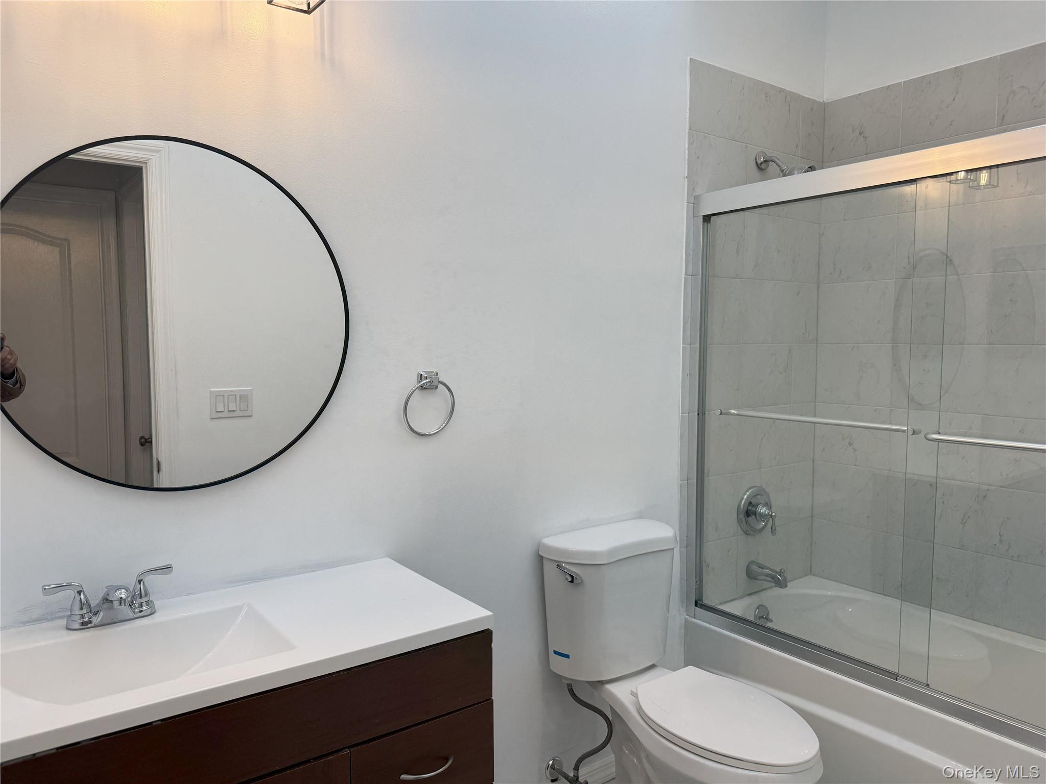 #15 photo, 62A Linwood, Port Washington , NY 11050